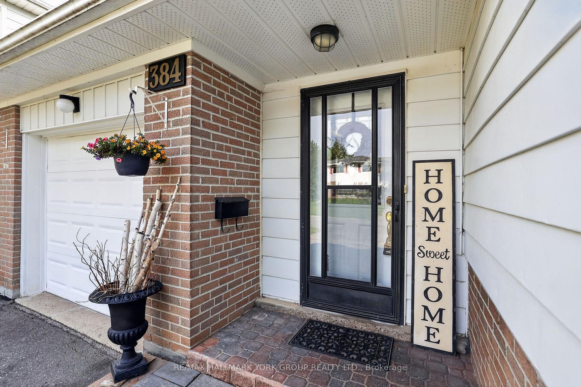Photo 4 of 384 Glenrose Road, Newmarket, Central Newmarket — HOMEH