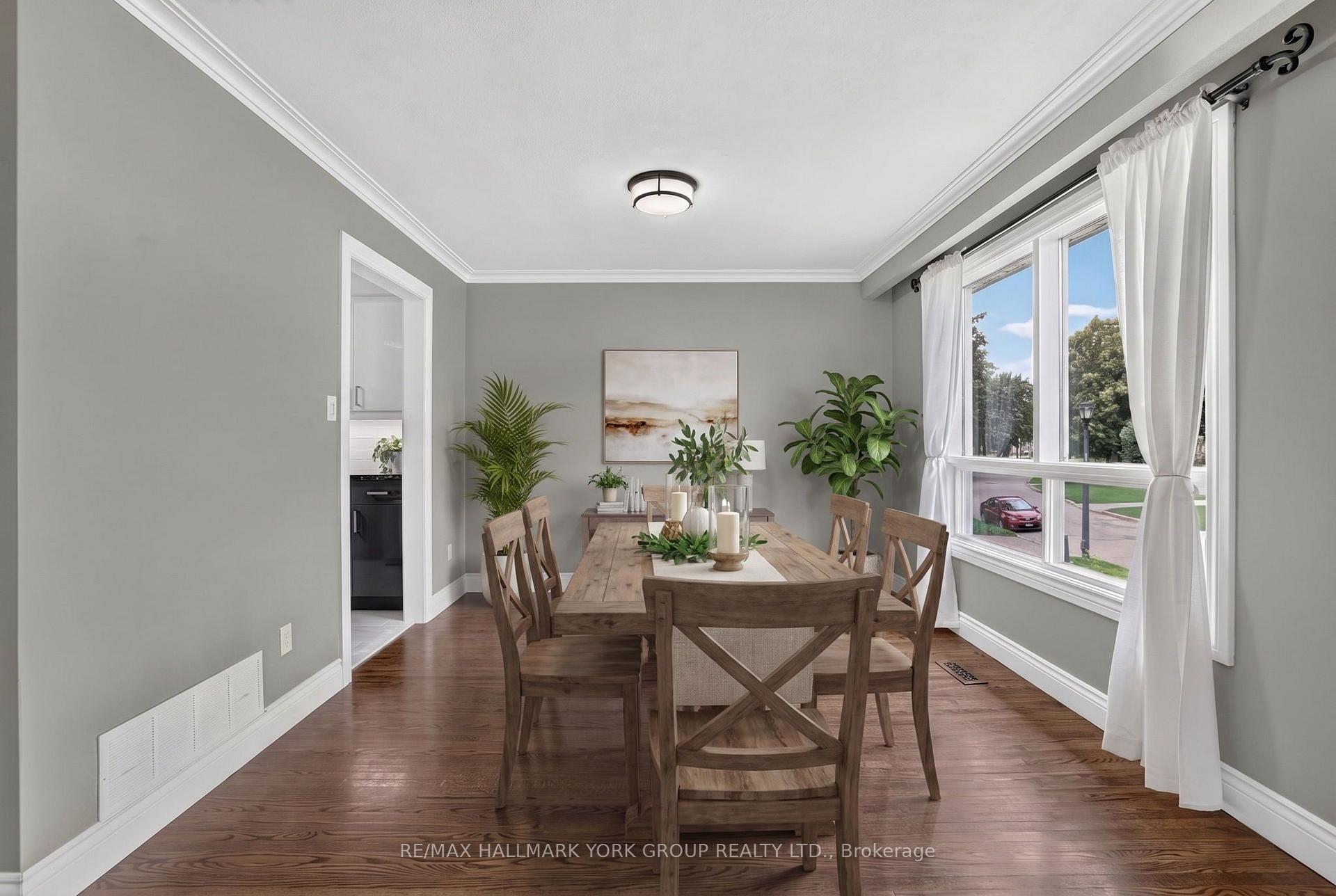 Photo 10 of 384 Glenrose Road, Newmarket, Central Newmarket — HOMEH