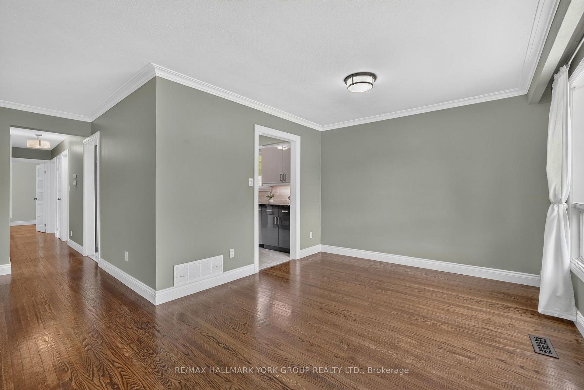 Photo 11 of 384 Glenrose Road, Newmarket, Central Newmarket — HOMEH