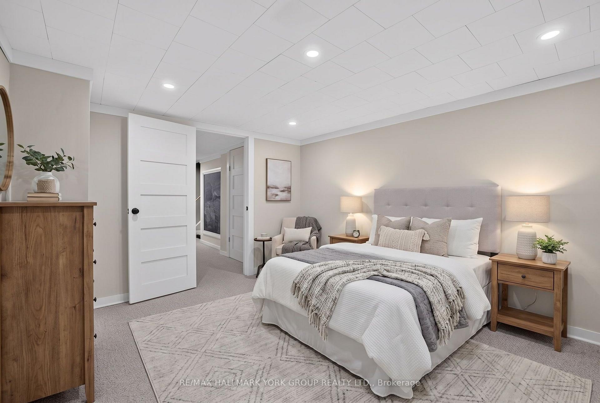 Photo 24 of 384 Glenrose Road, Newmarket, Central Newmarket — HOMEH