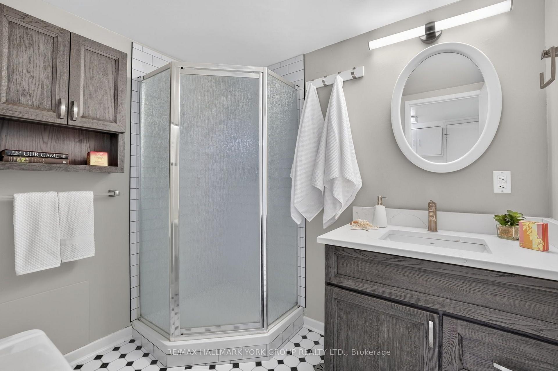 Photo 26 of 384 Glenrose Road, Newmarket, Central Newmarket — HOMEH