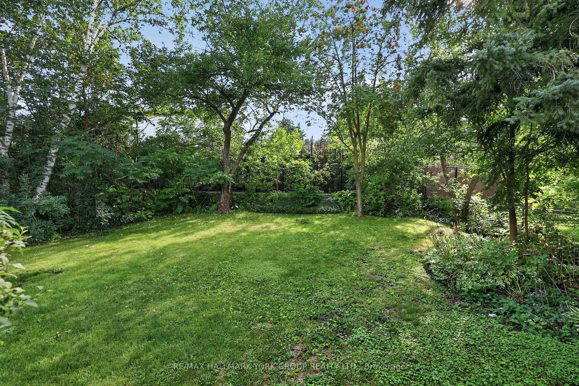 Photo 33 of 384 Glenrose Road, Newmarket, Central Newmarket — HOMEH