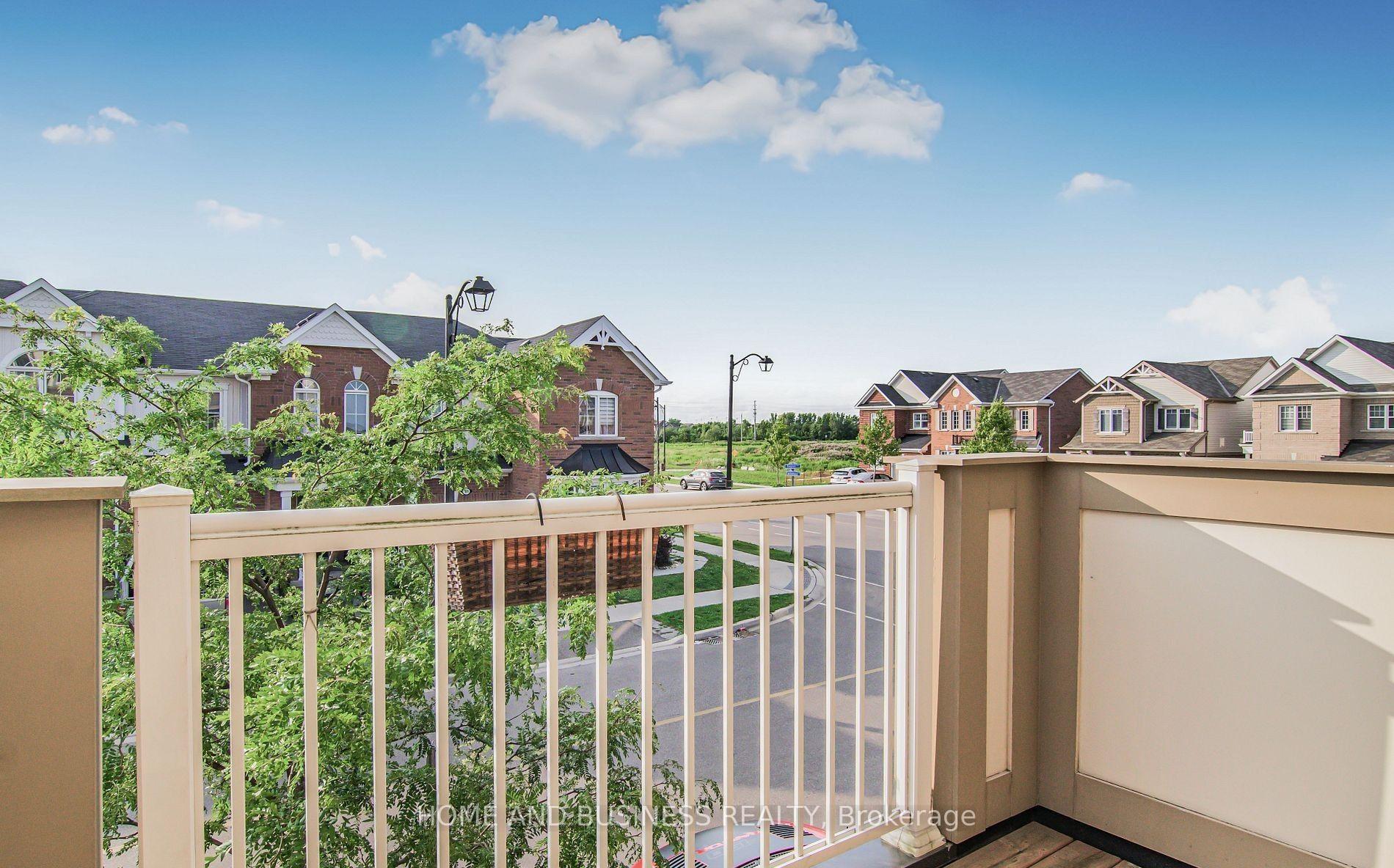 Photo 9 of 1135 duignan Crescent, Milton, Ford — HOMEH