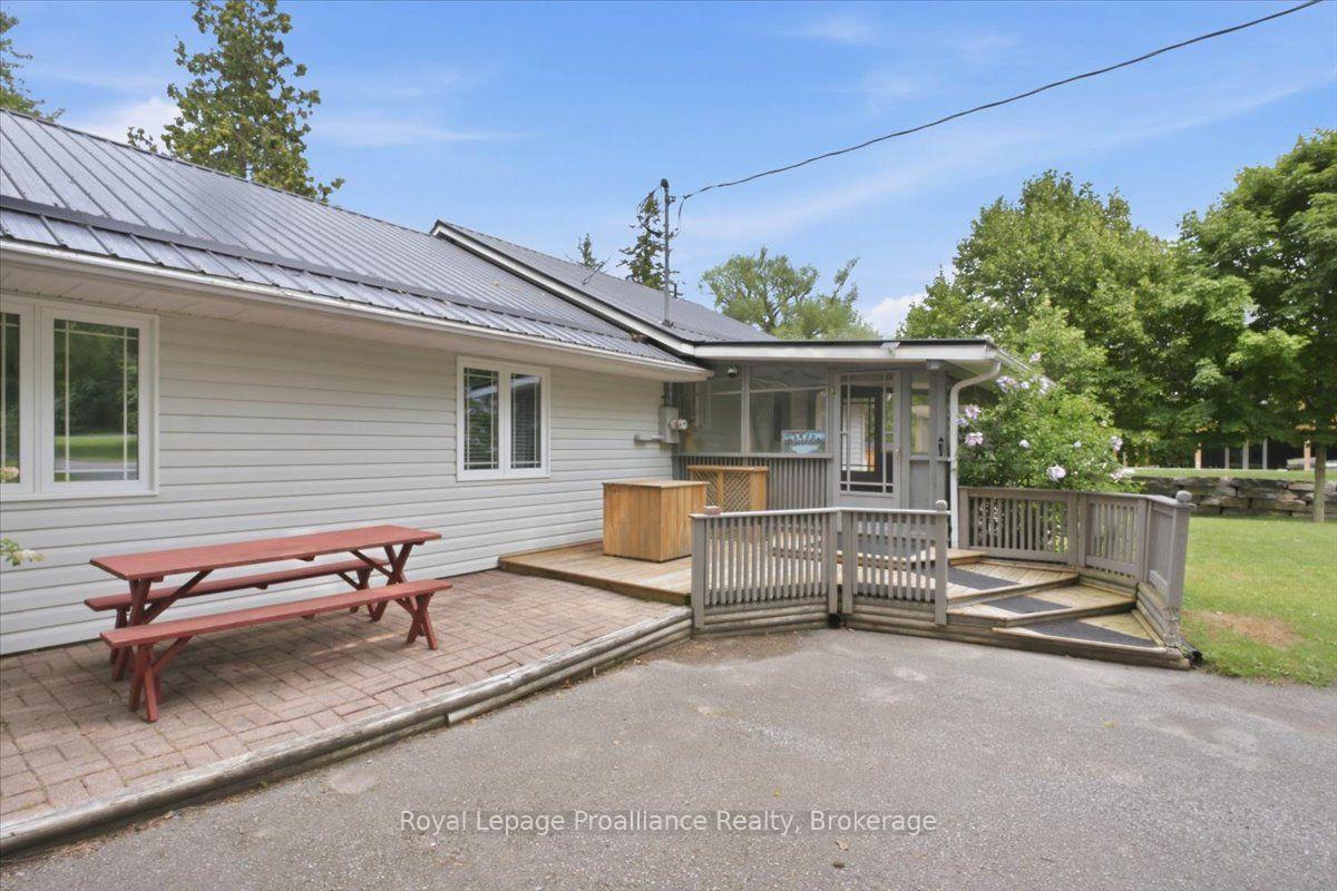 Photo 3 of 40 Riverview Drive, Trent Hills, Rural Trent Hills — HOMEH