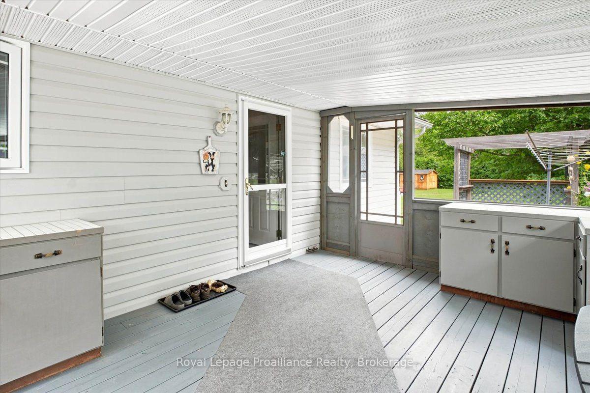 Photo 4 of 40 Riverview Drive, Trent Hills, Rural Trent Hills — HOMEH