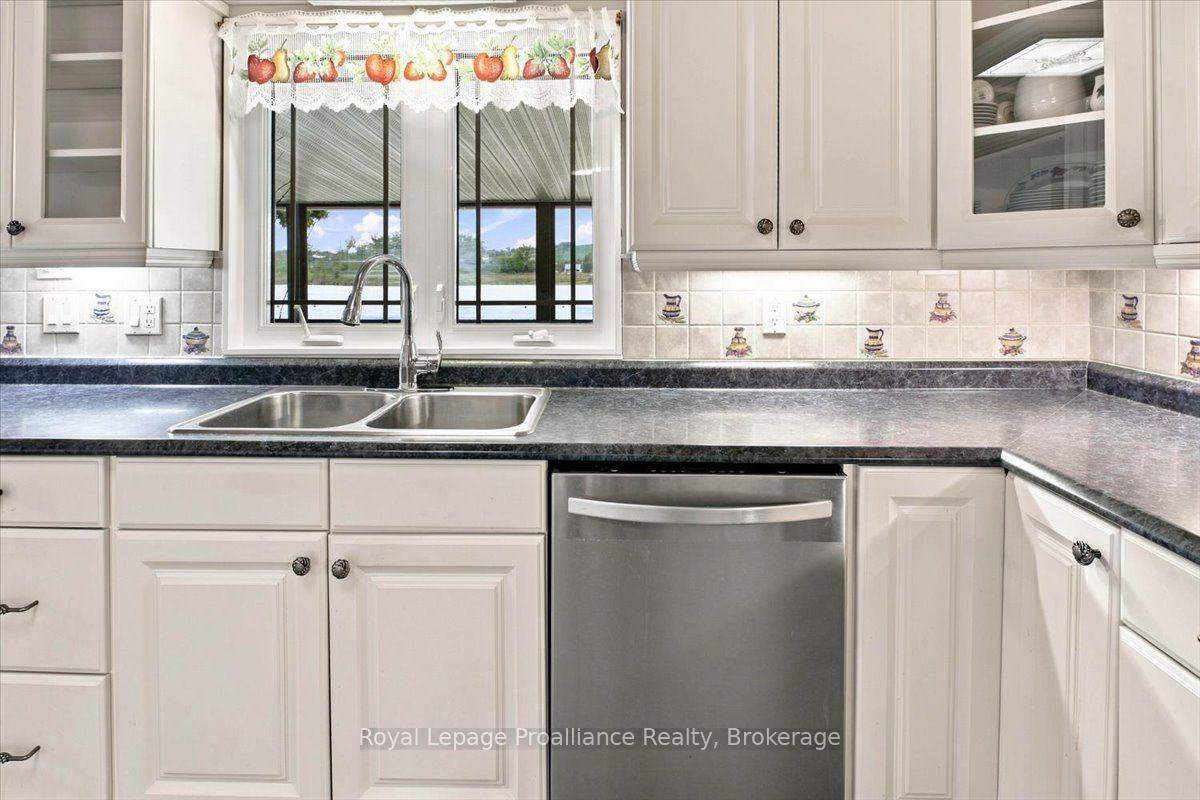 Photo 11 of 40 Riverview Drive, Trent Hills, Rural Trent Hills — HOMEH