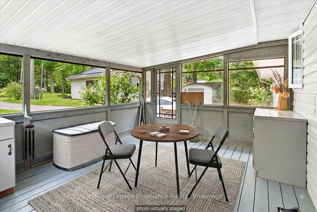 Photo 5 of 40 Riverview Drive, Trent Hills, Rural Trent Hills — HOMEH