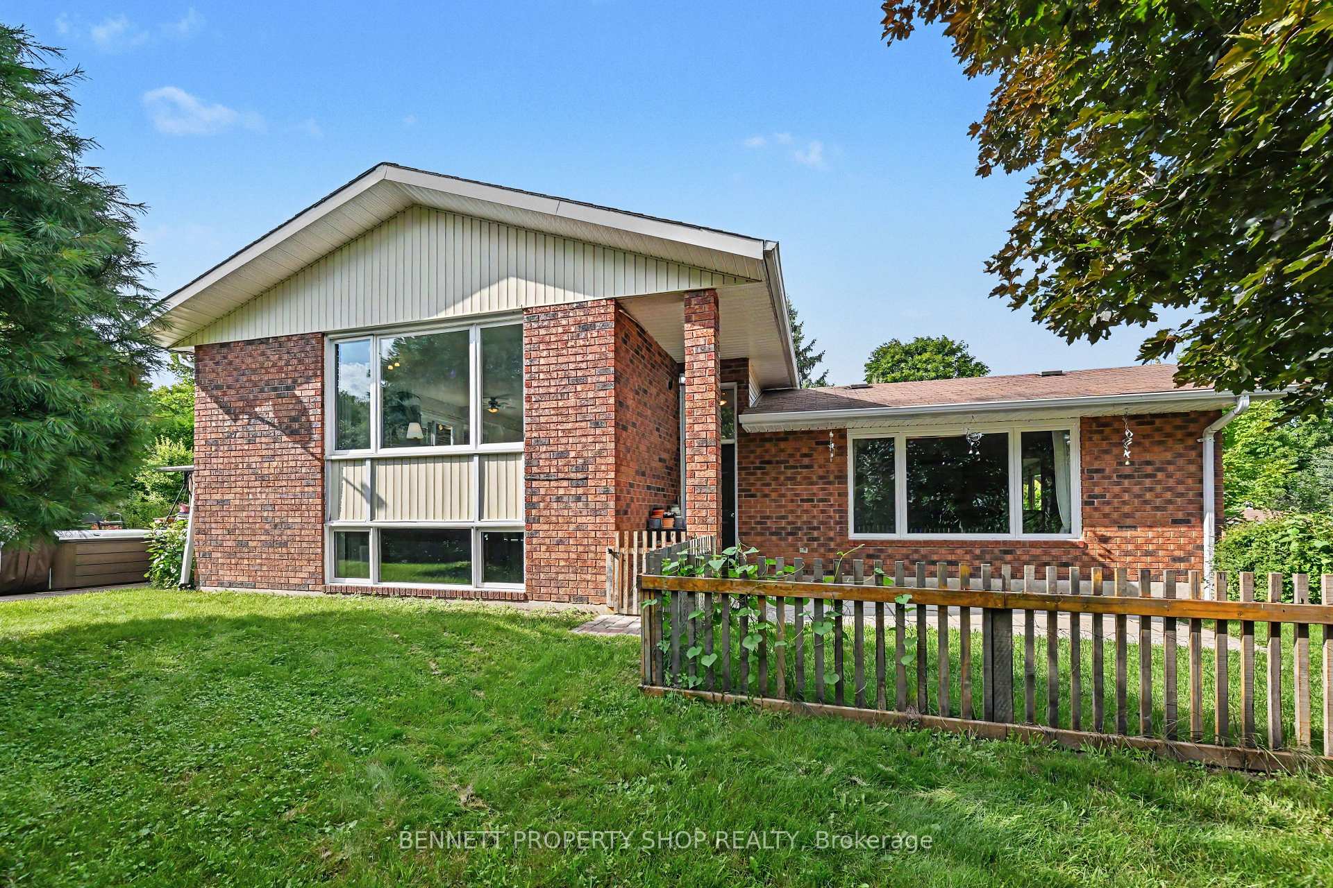 Photo 1 of 500 Maloney Road, Renfrew, Renfrew — HOMEH