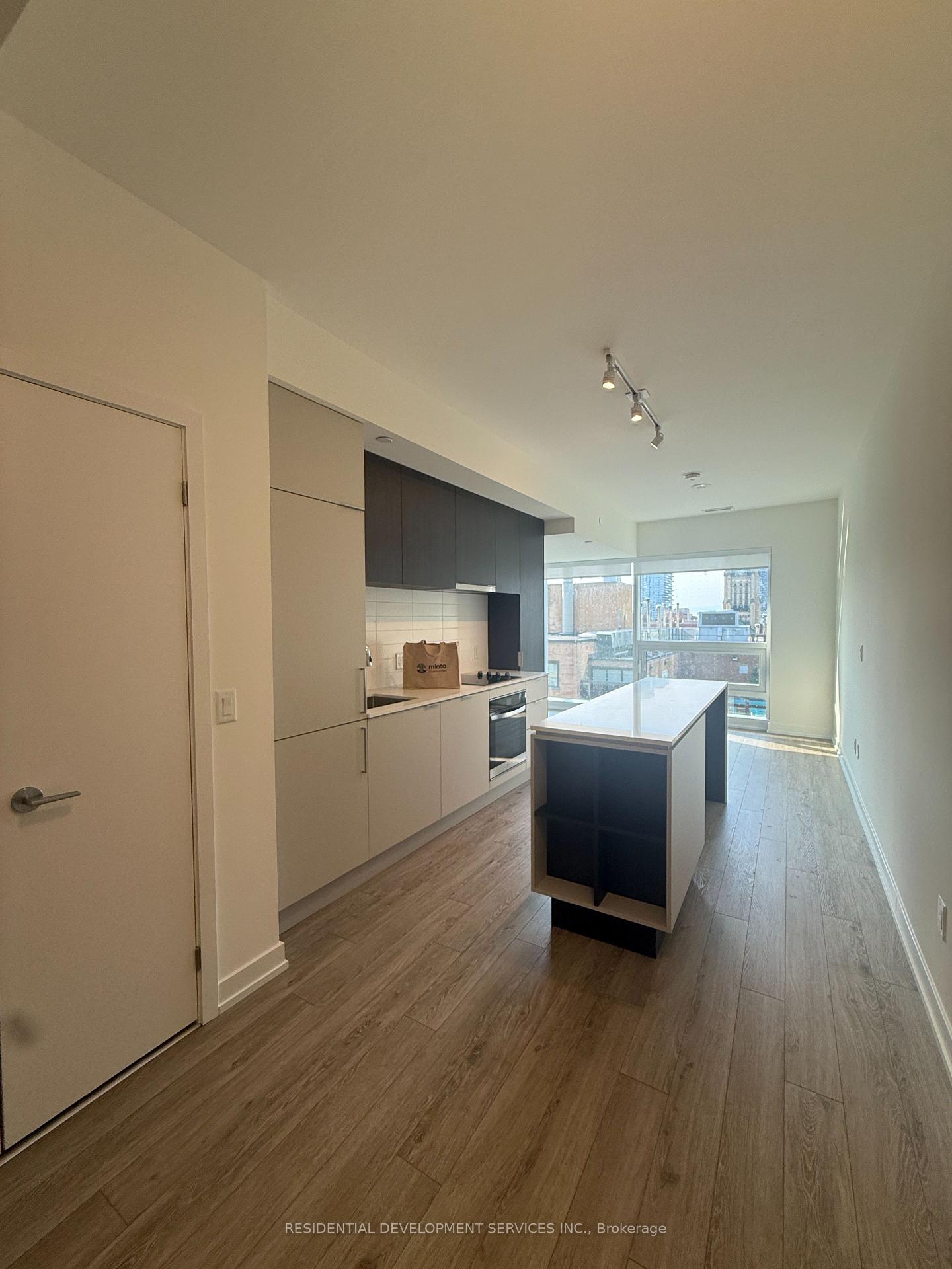 Photo 3 of Unit 808, 89 Church Street, Toronto, Church-Yonge Corridor — HOMEH