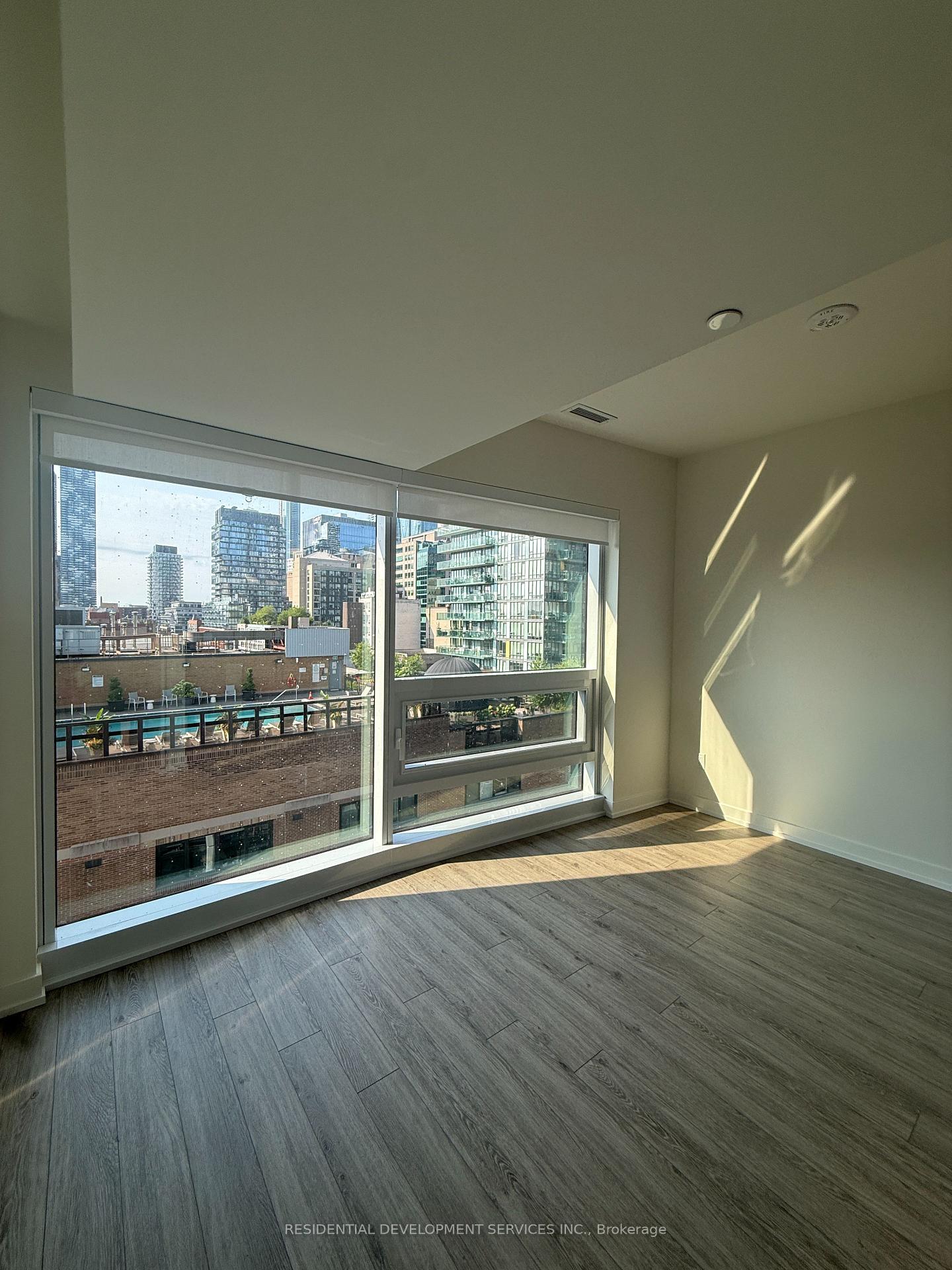 Photo 6 of Unit 808, 89 Church Street, Toronto, Church-Yonge Corridor — HOMEH
