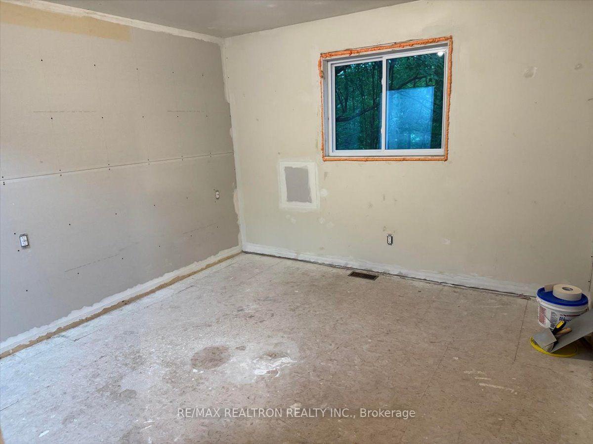 Photo 8 of 5840 Lowanda Lane, Ramara, Rural Ramara — HOMEH