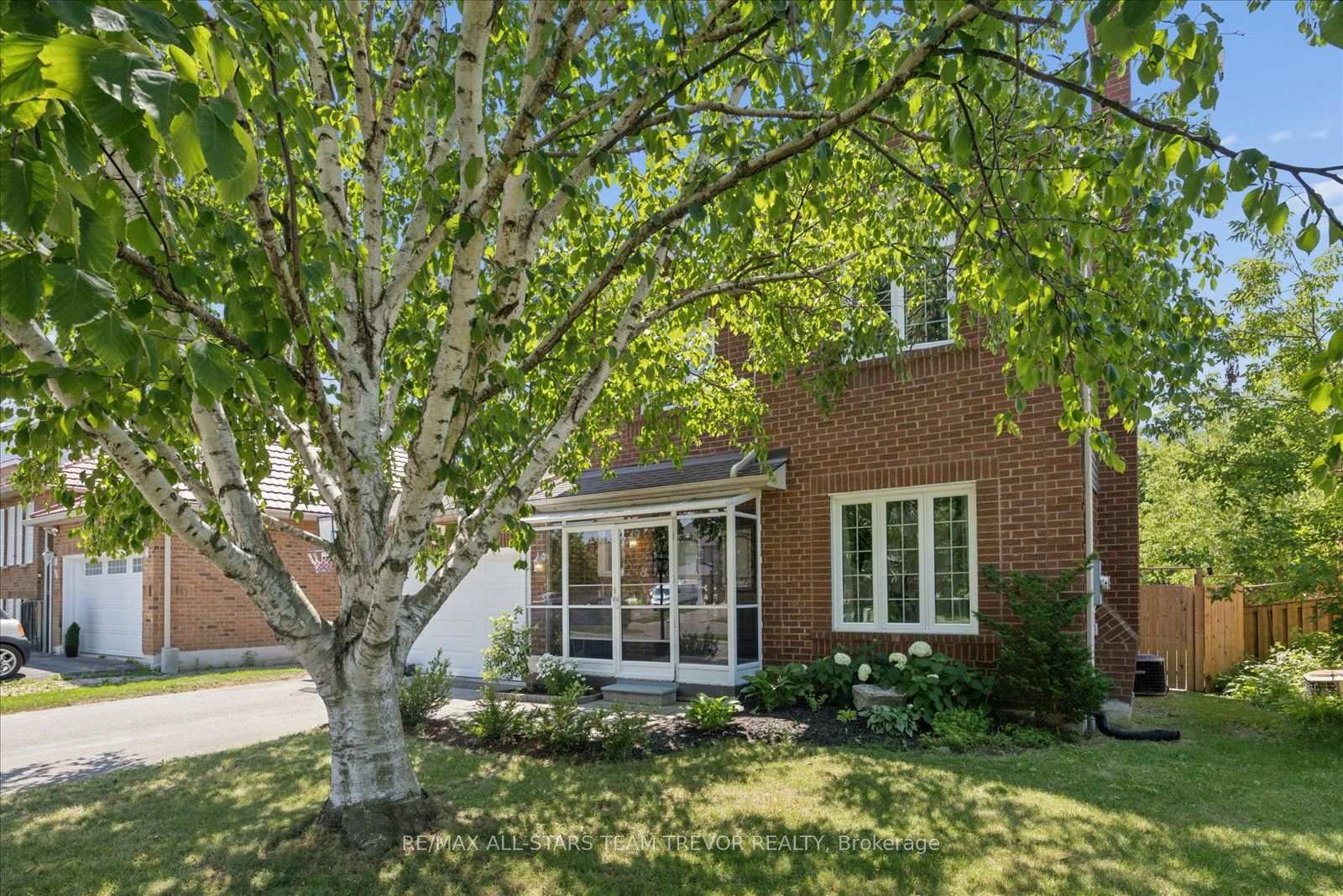 Photo 30 of 98 Carrick Avenue, Georgina, Keswick North — HOMEH