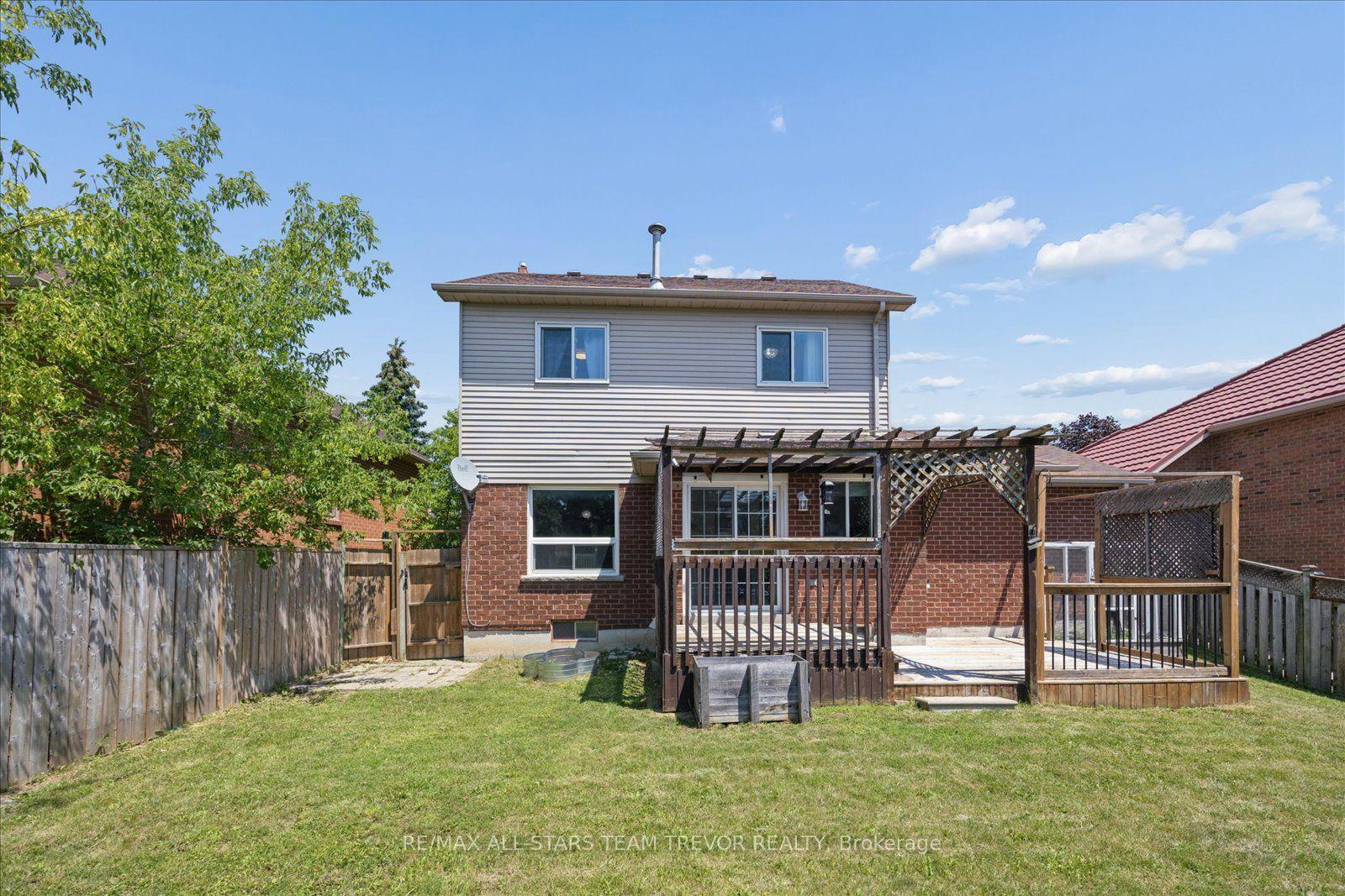 Photo 40 of 98 Carrick Avenue, Georgina, Keswick North — HOMEH
