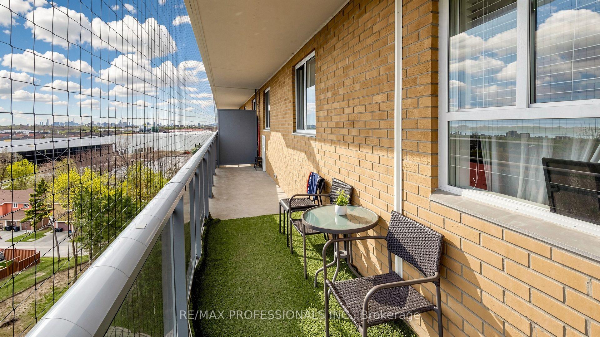 Photo 17 of Unit 809, 100 Dundalk Drive, Scarborough, Dorset Park — HOMEH