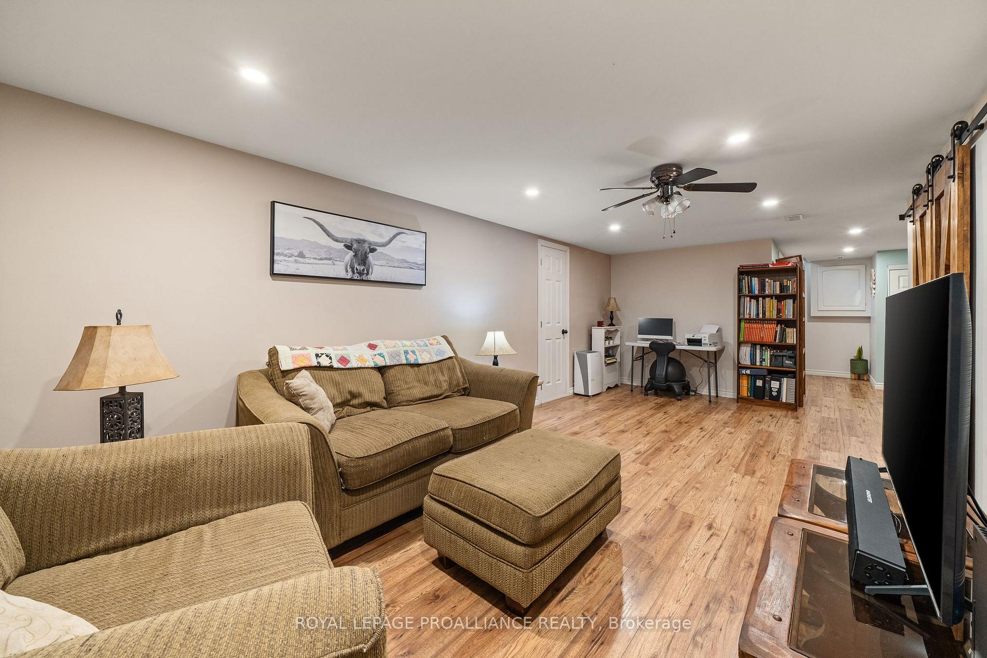Photo 37 of 235 Farley Avenue, Belleville, Belleville Ward — HOMEH