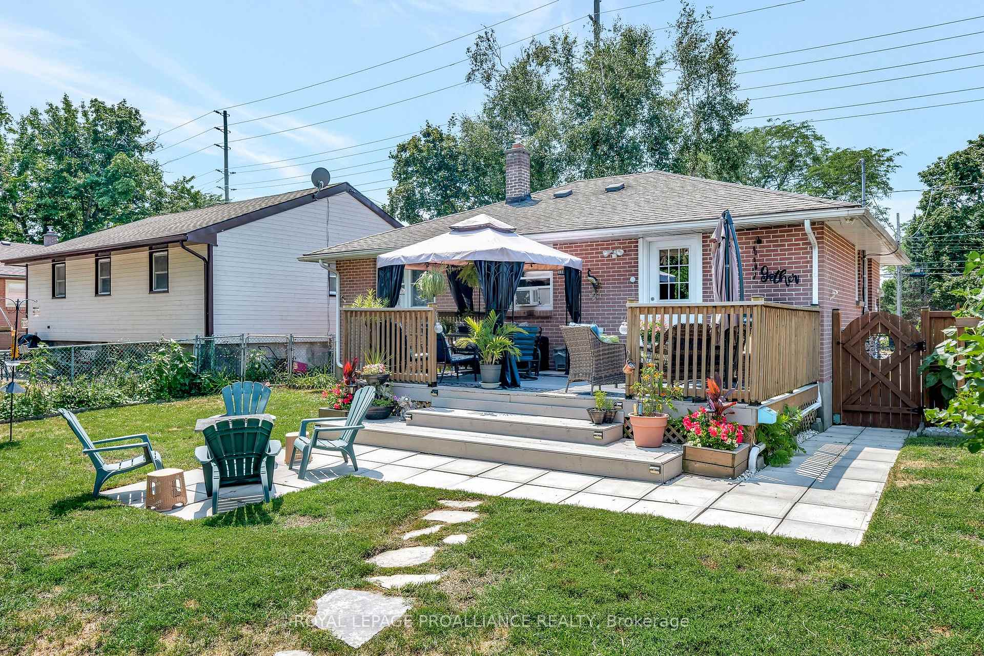 Photo 44 of 235 Farley Avenue, Belleville, Belleville Ward — HOMEH