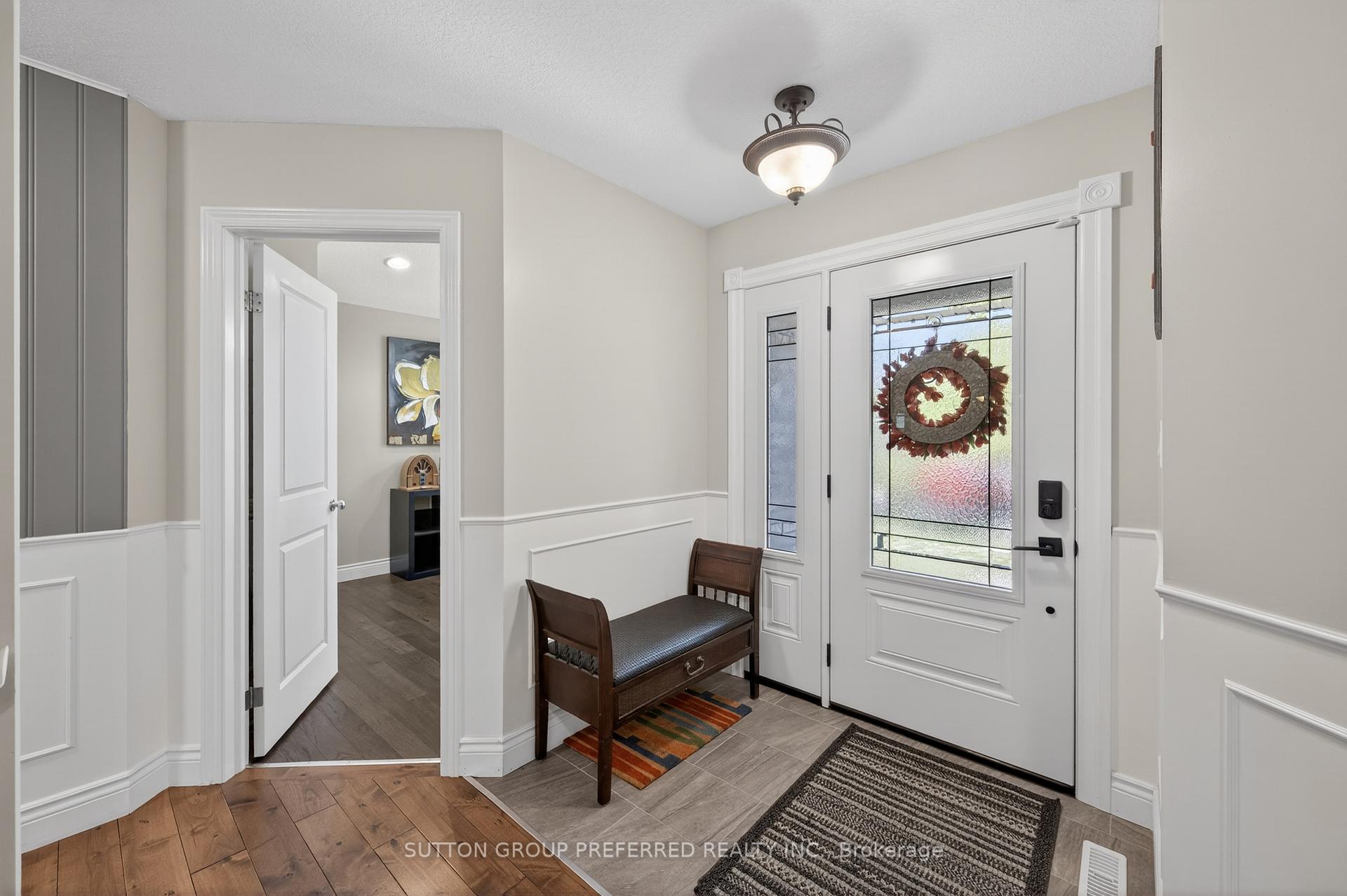 Photo 5 of 23 Wood Lily Lane, Middlesex Centre, Ilderton — HOMEH