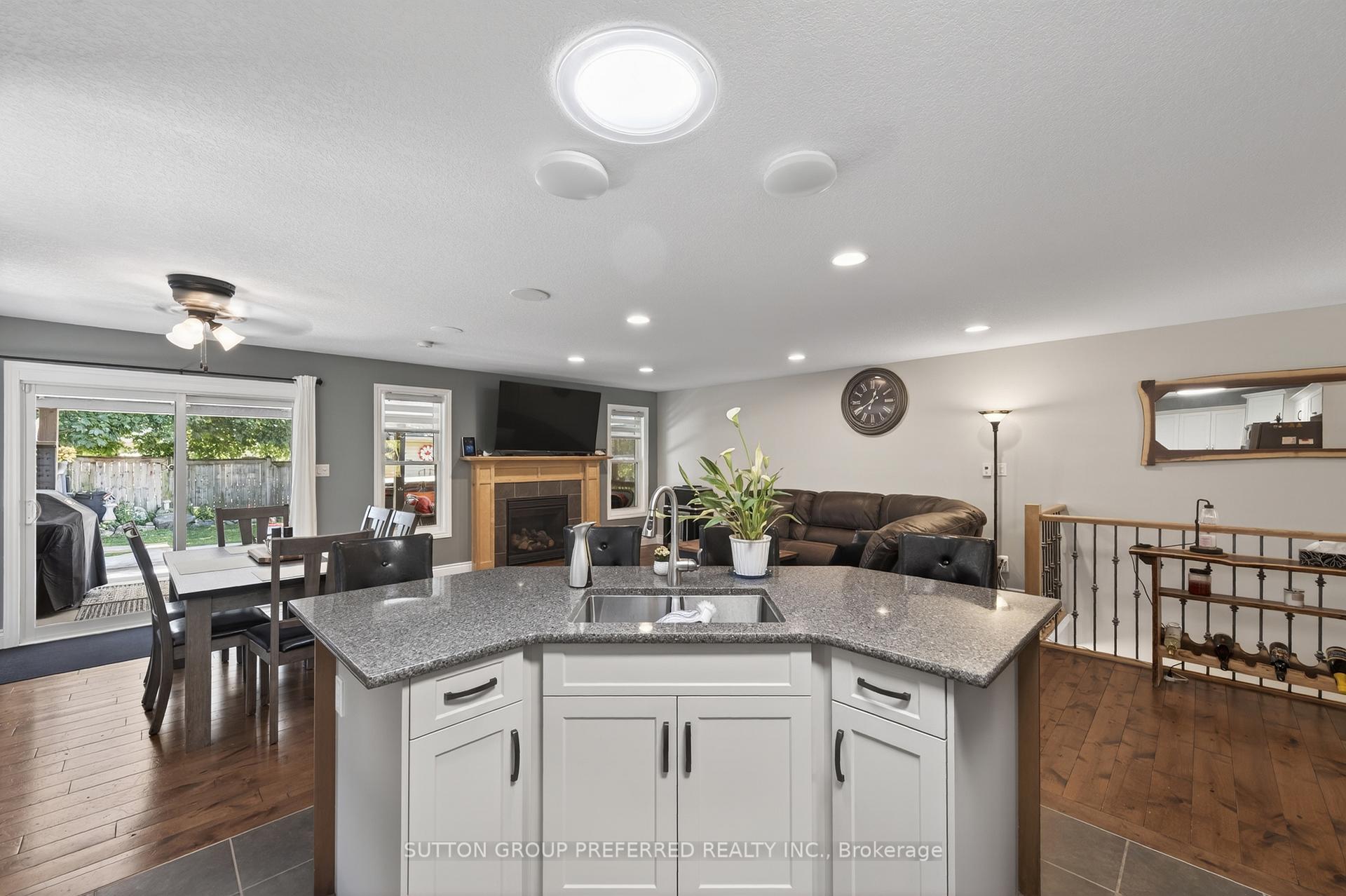 Photo 13 of 23 Wood Lily Lane, Middlesex Centre, Ilderton — HOMEH