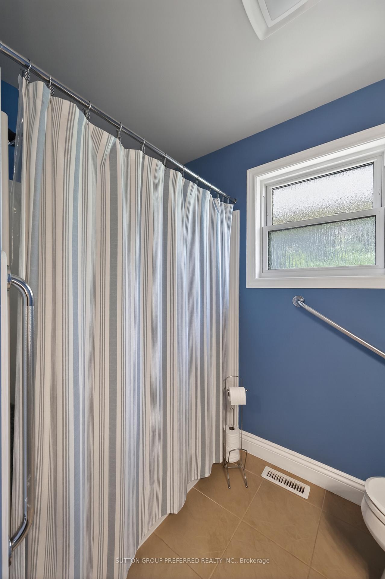 Photo 22 of 23 Wood Lily Lane, Middlesex Centre, Ilderton — HOMEH