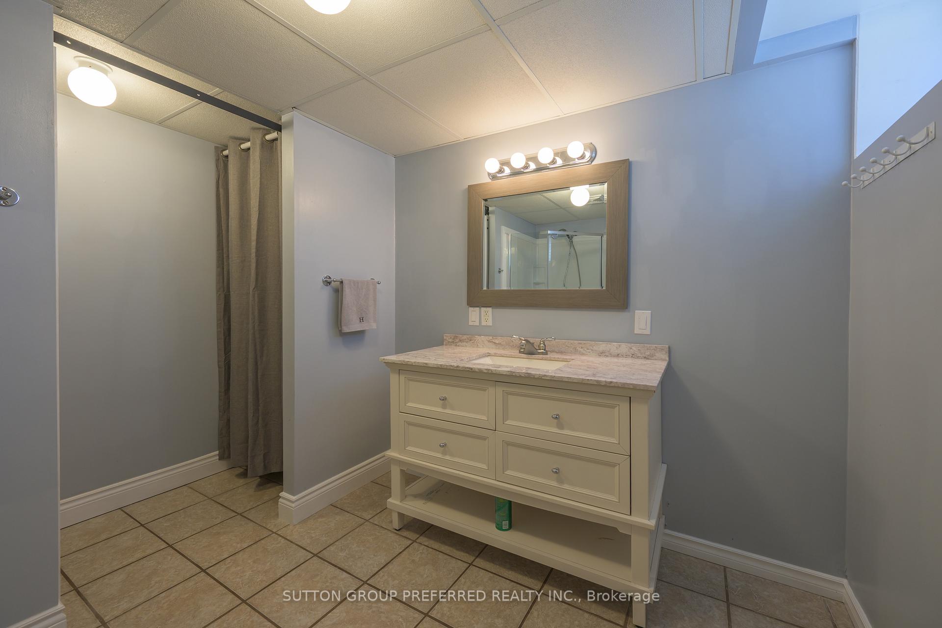 Photo 26 of 23 Wood Lily Lane, Middlesex Centre, Ilderton — HOMEH