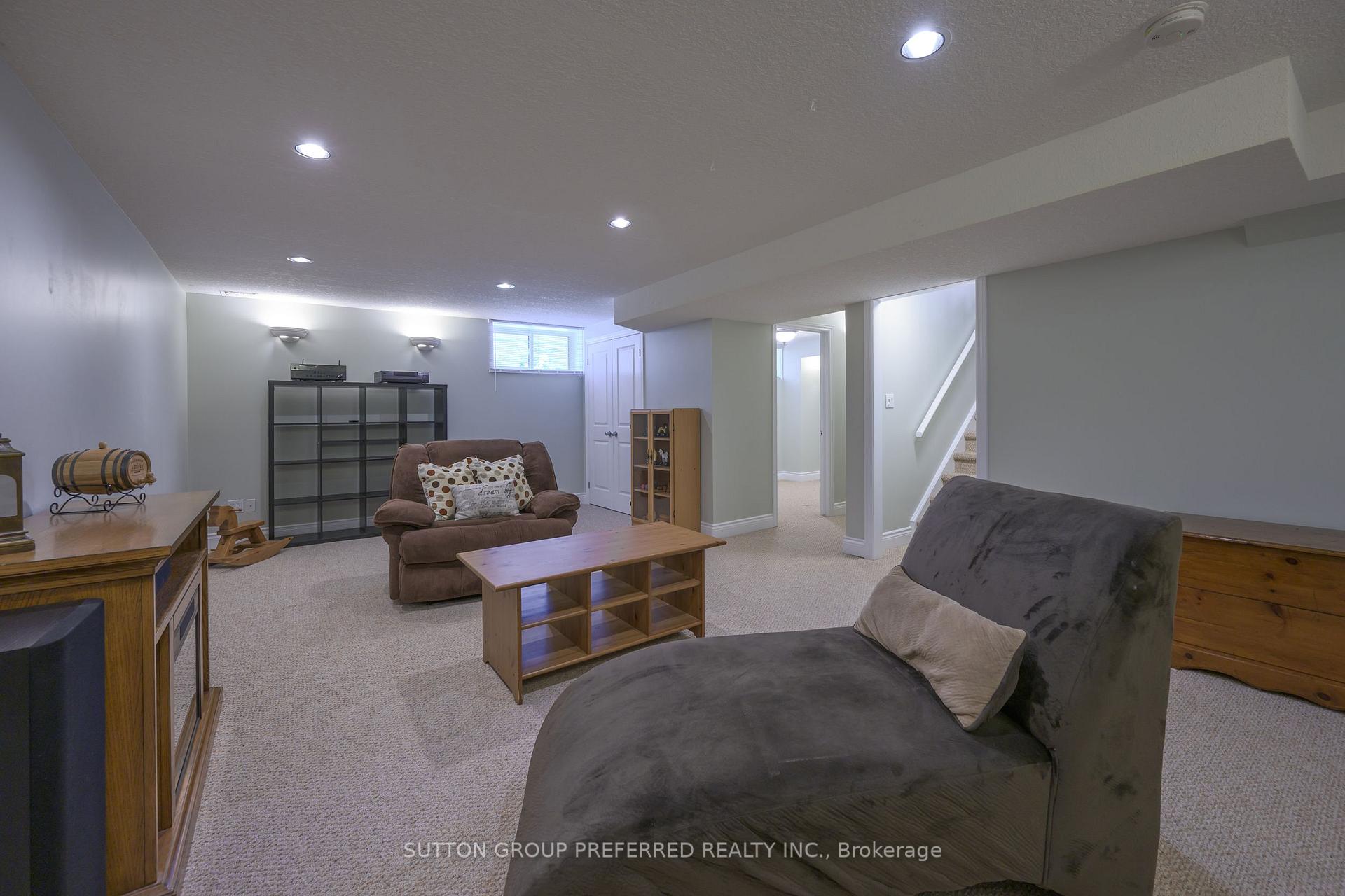Photo 28 of 23 Wood Lily Lane, Middlesex Centre, Ilderton — HOMEH