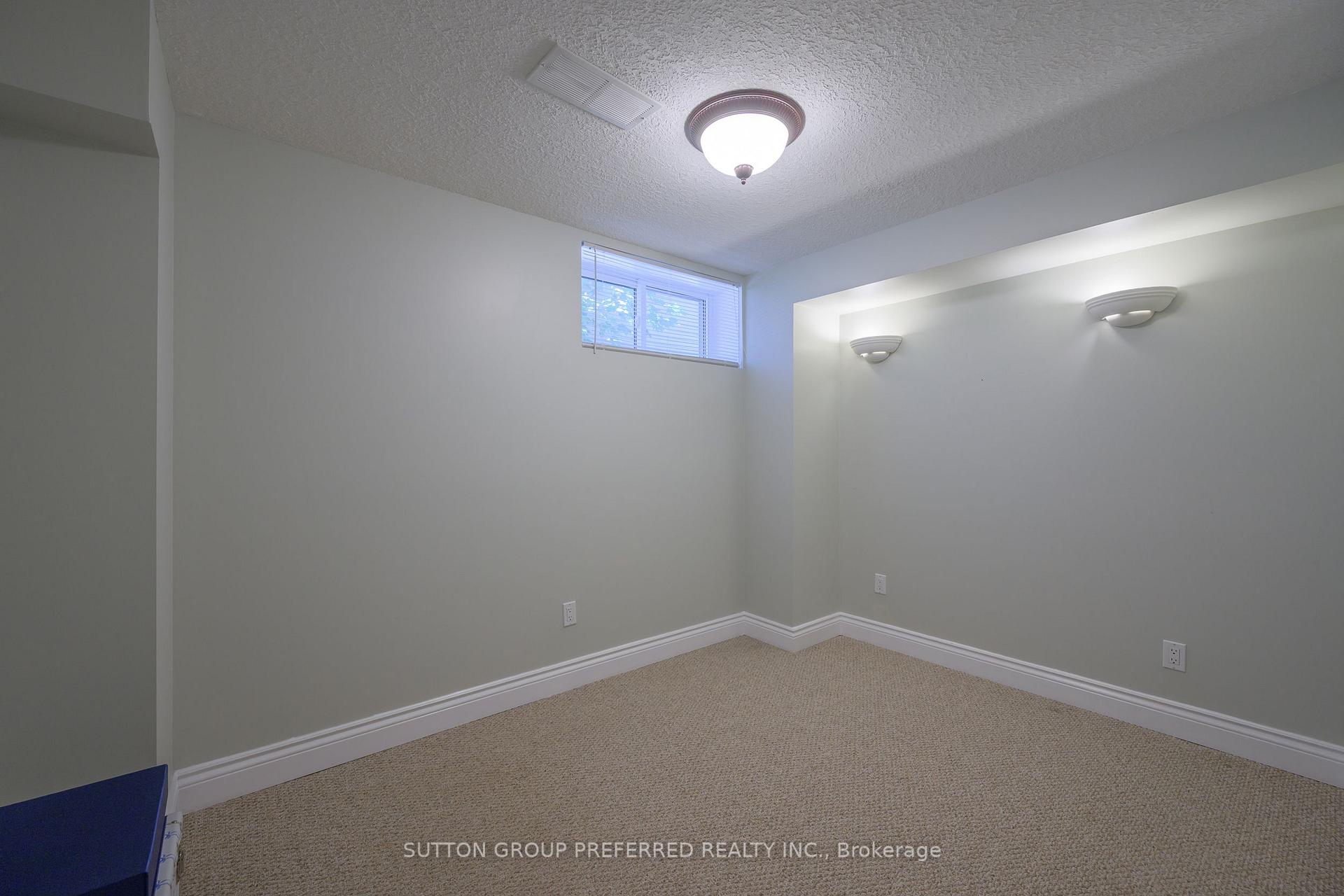 Photo 32 of 23 Wood Lily Lane, Middlesex Centre, Ilderton — HOMEH