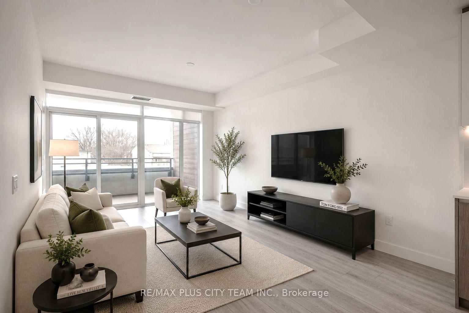 Photo 3 of Unit 303, 1285 Queen Street E, Toronto, Greenwood-Coxwell — HOMEH