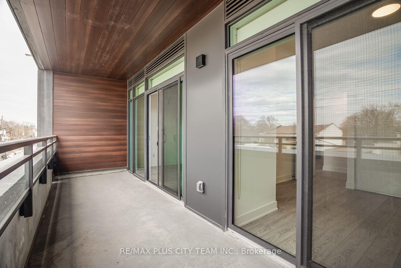 Photo 14 of Unit 303, 1285 Queen Street E, Toronto, Greenwood-Coxwell — HOMEH