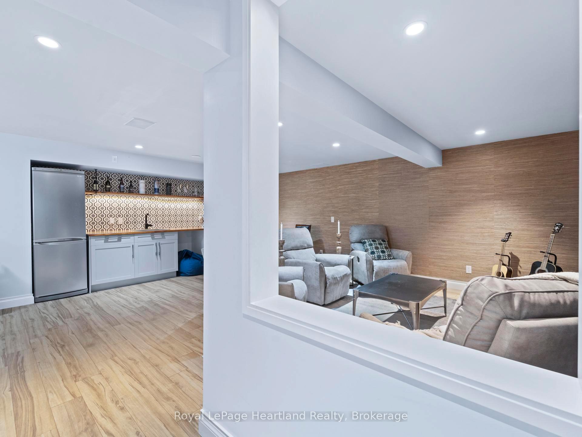 Photo 29 of 24 Thimbleweed Drive, Bluewater, Bayfield — HOMEH