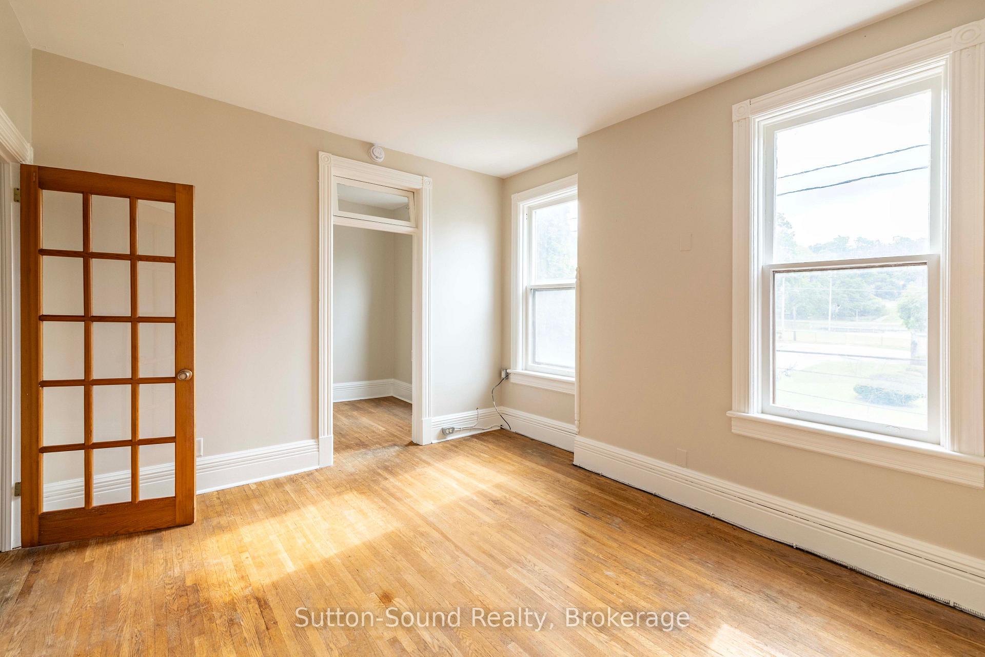 Photo 19 of 1100 4th Avenue E, Owen Sound — HOMEH