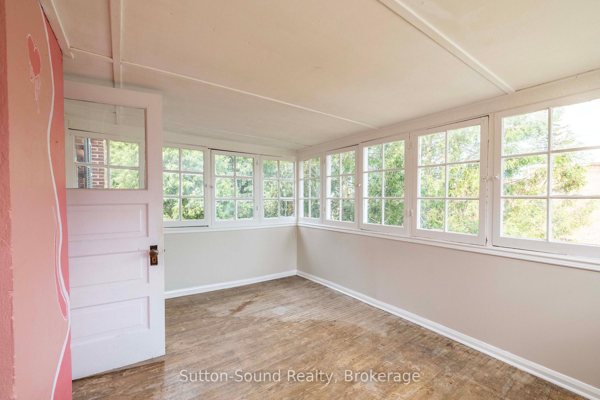 Photo 25 of 1100 4th Avenue E, Owen Sound — HOMEH