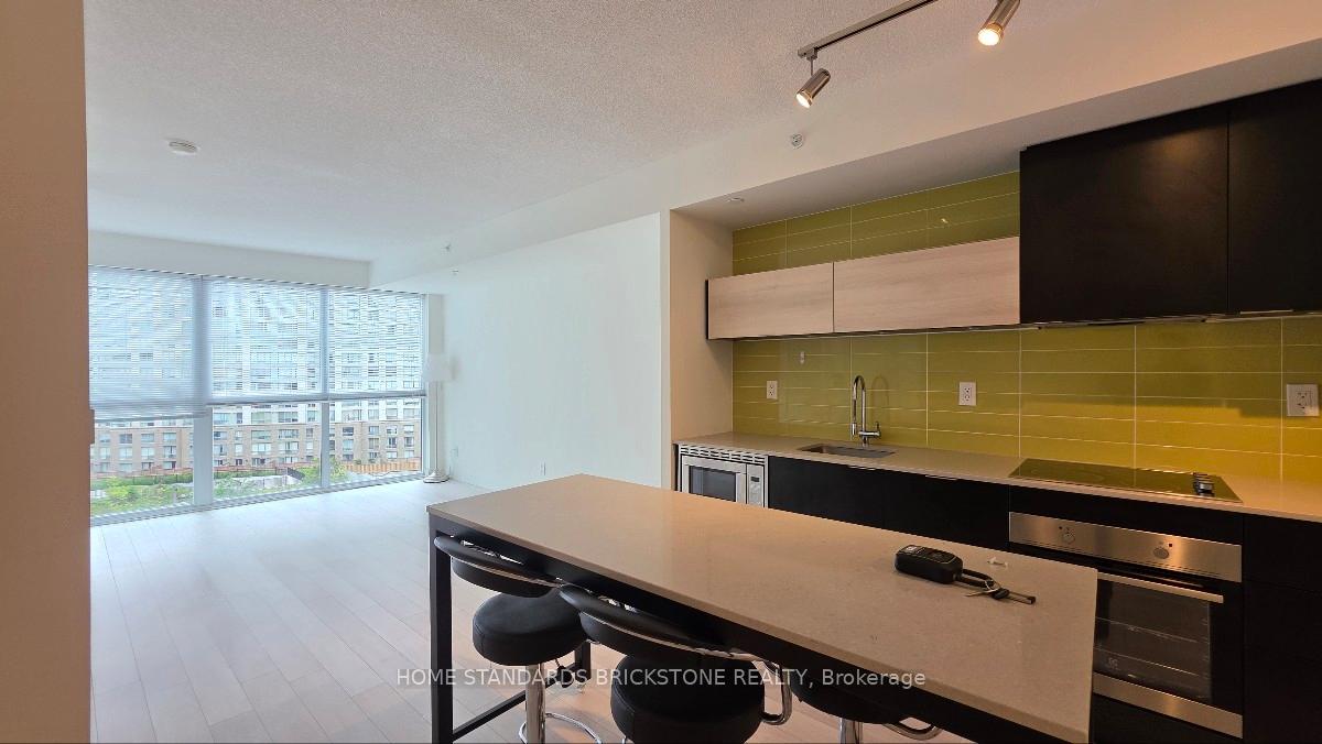 Photo 9 of Unit 606, 20 Thomas Riley Road, Etobicoke, Islington-City Centre West — HOMEH