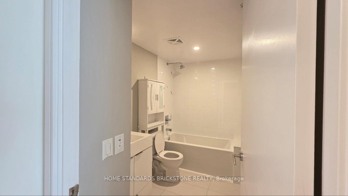 Photo 11 of Unit 606, 20 Thomas Riley Road, Etobicoke, Islington-City Centre West — HOMEH