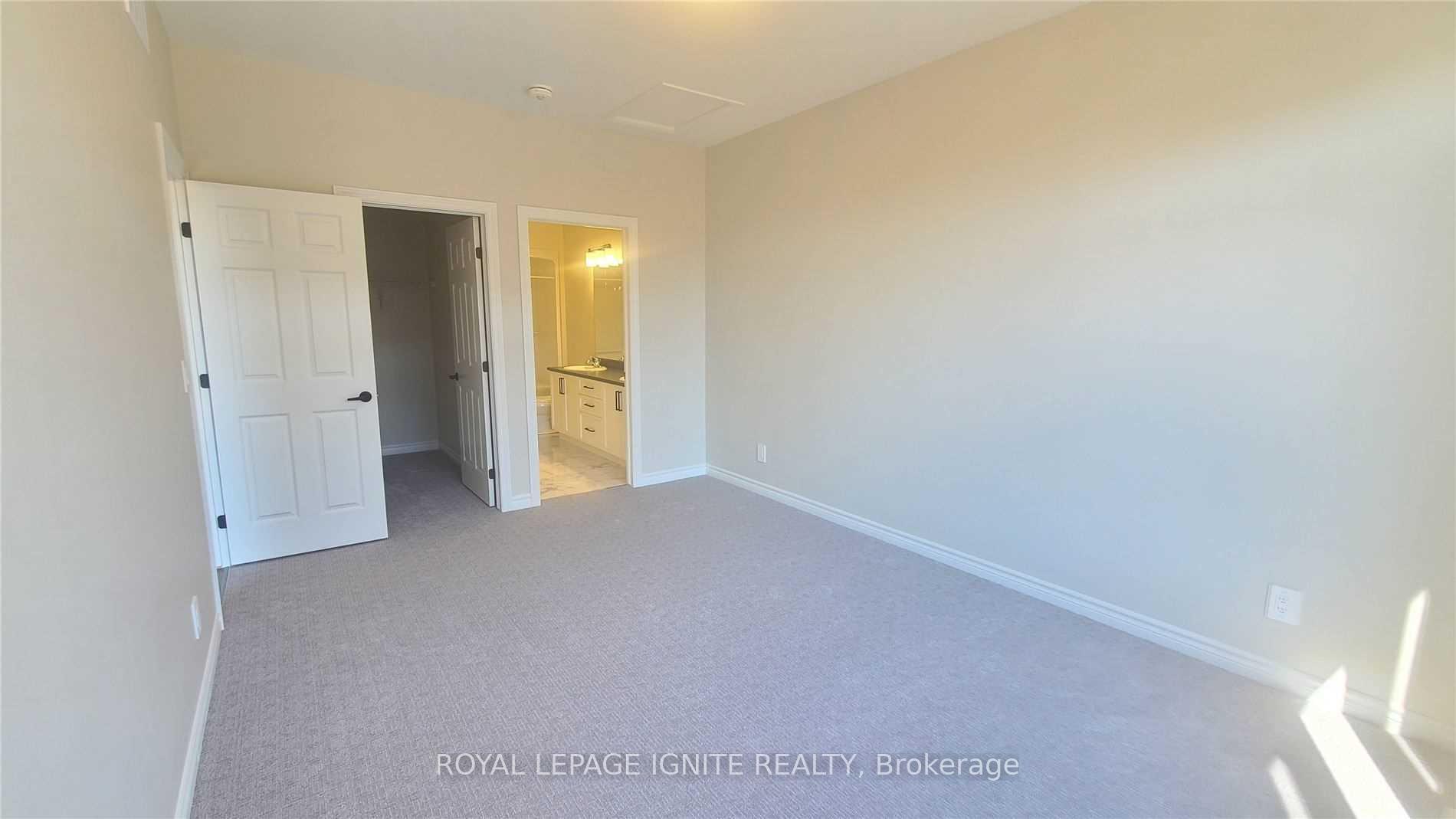 Photo 12 of 98 Athabaska Drive, Belleville, Thurlow Ward — HOMEH