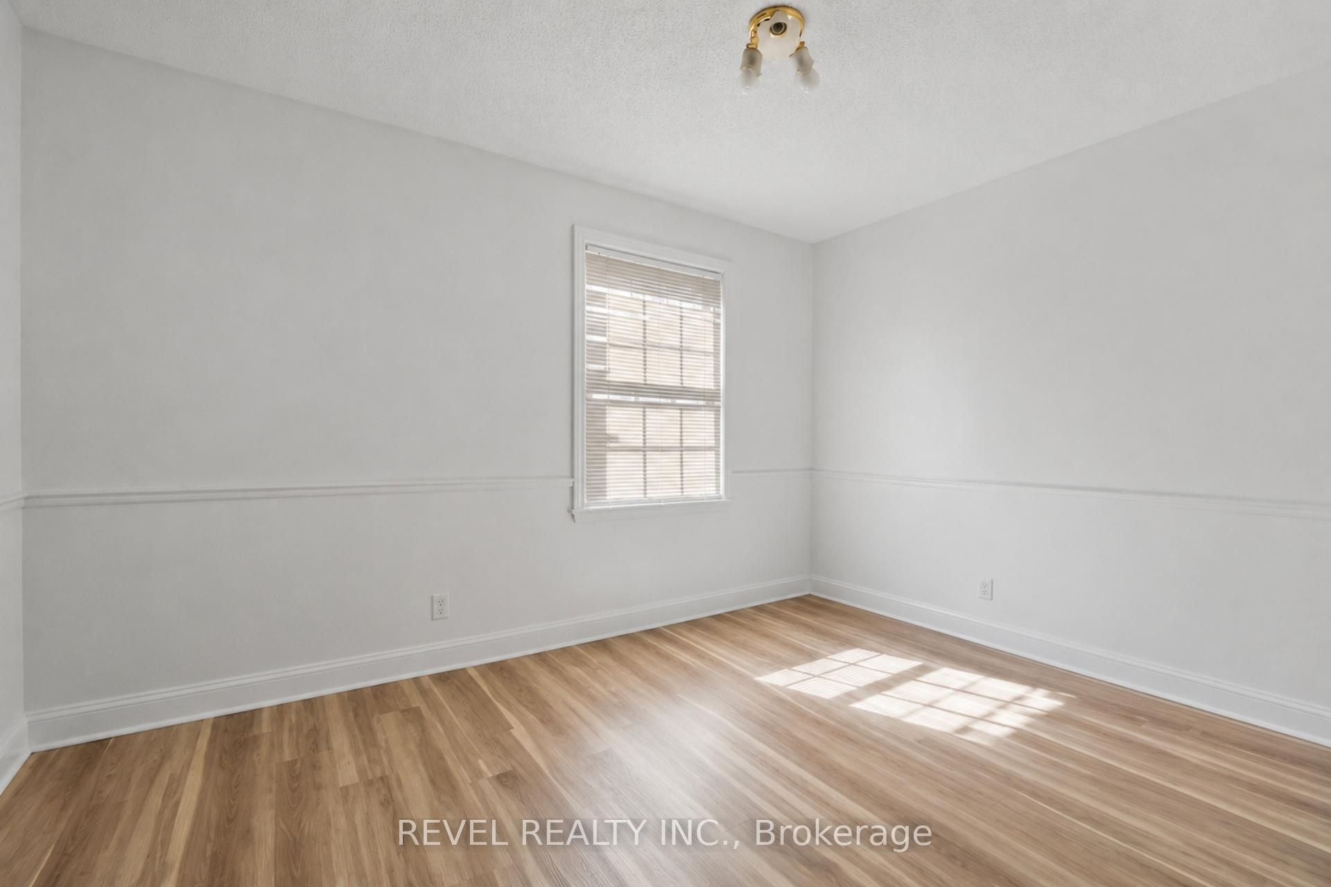 Photo 10 of 3524 Joan Drive, Mississauga, Fairview — HOMEH