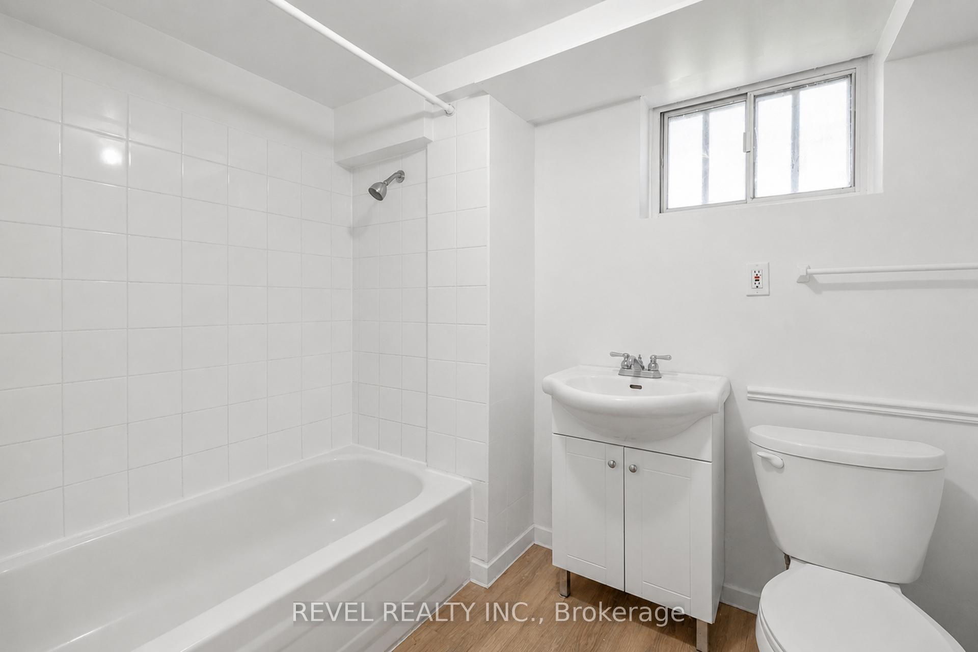 Photo 16 of 3524 Joan Drive, Mississauga, Fairview — HOMEH