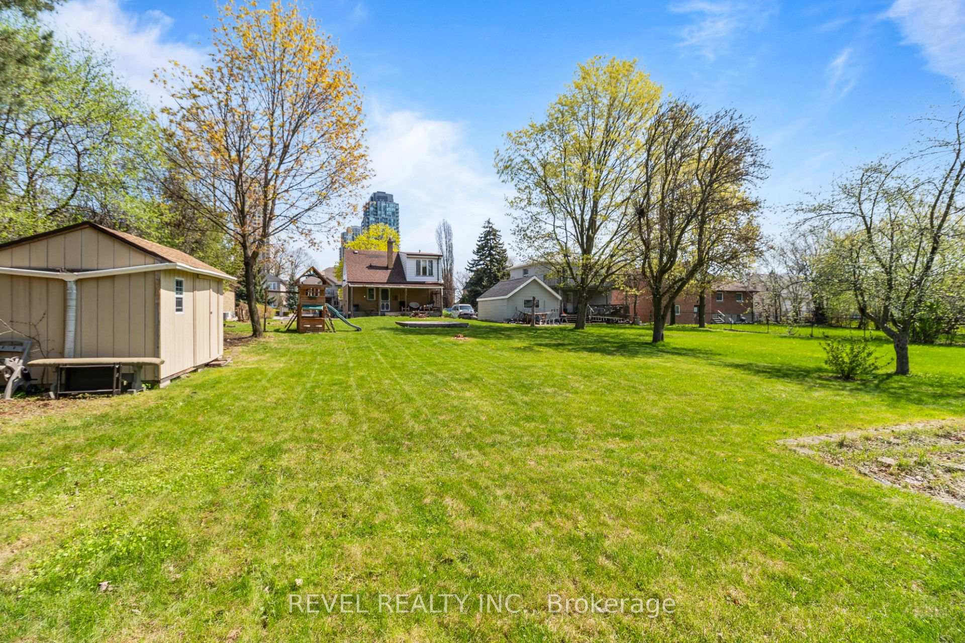 Photo 19 of 3524 Joan Drive, Mississauga, Fairview — HOMEH