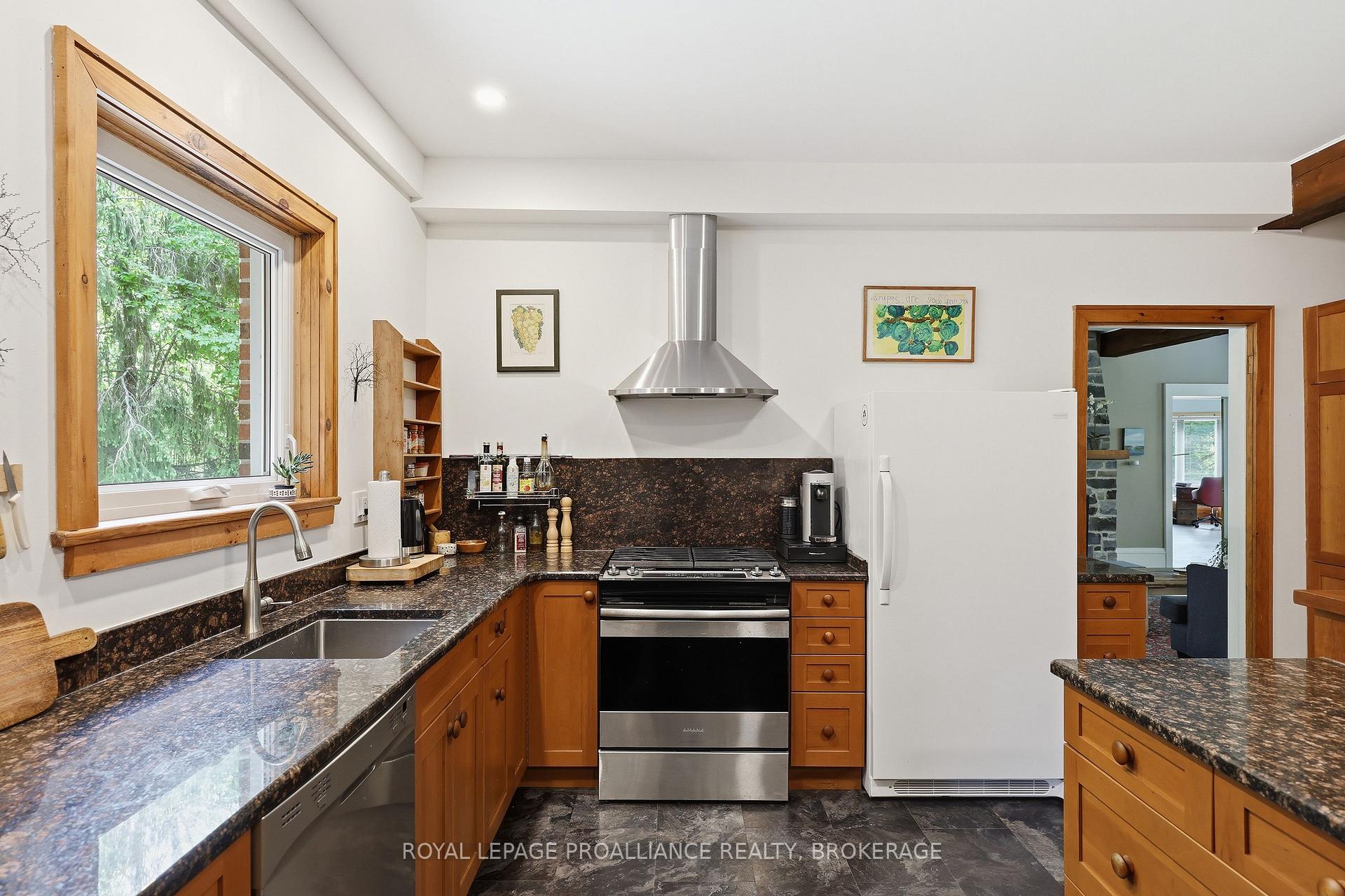 Photo 15 of 3733 Jamieson Road, Frontenac, Frontenac South — HOMEH