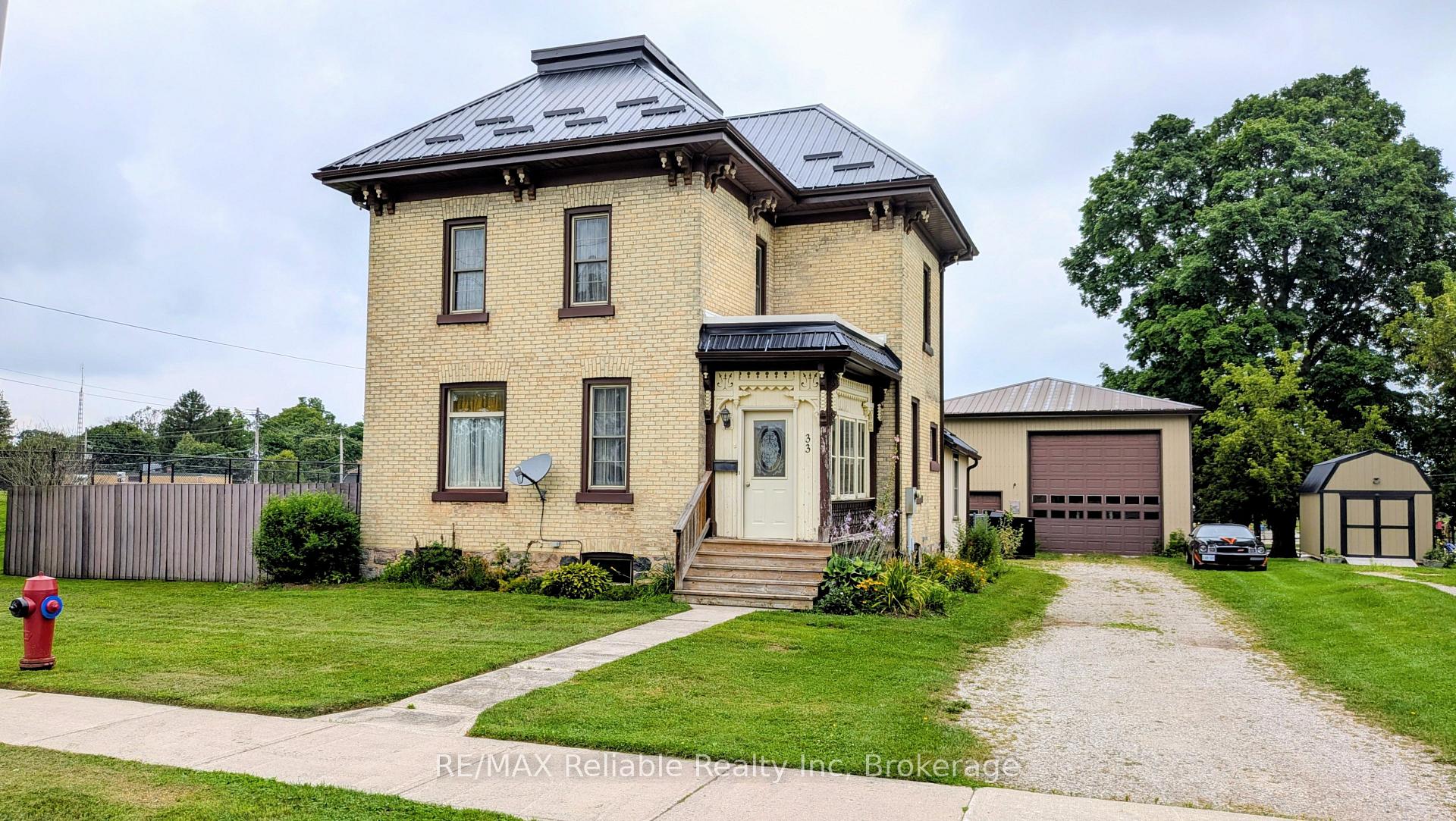 Photo 2 of 33 Princess Street E, Central Huron, Clinton — HOMEH