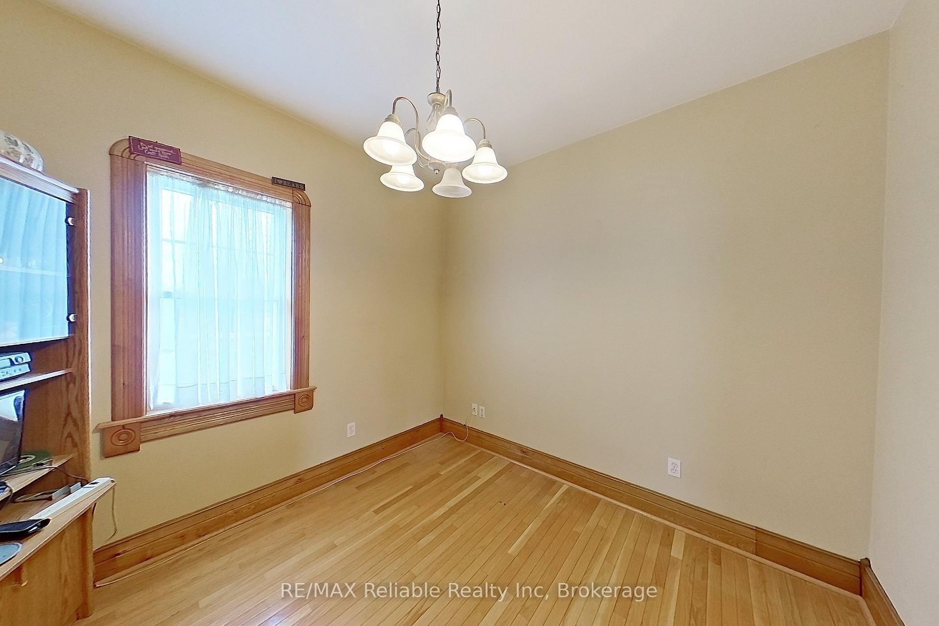 Photo 24 of 33 Princess Street E, Central Huron, Clinton — HOMEH