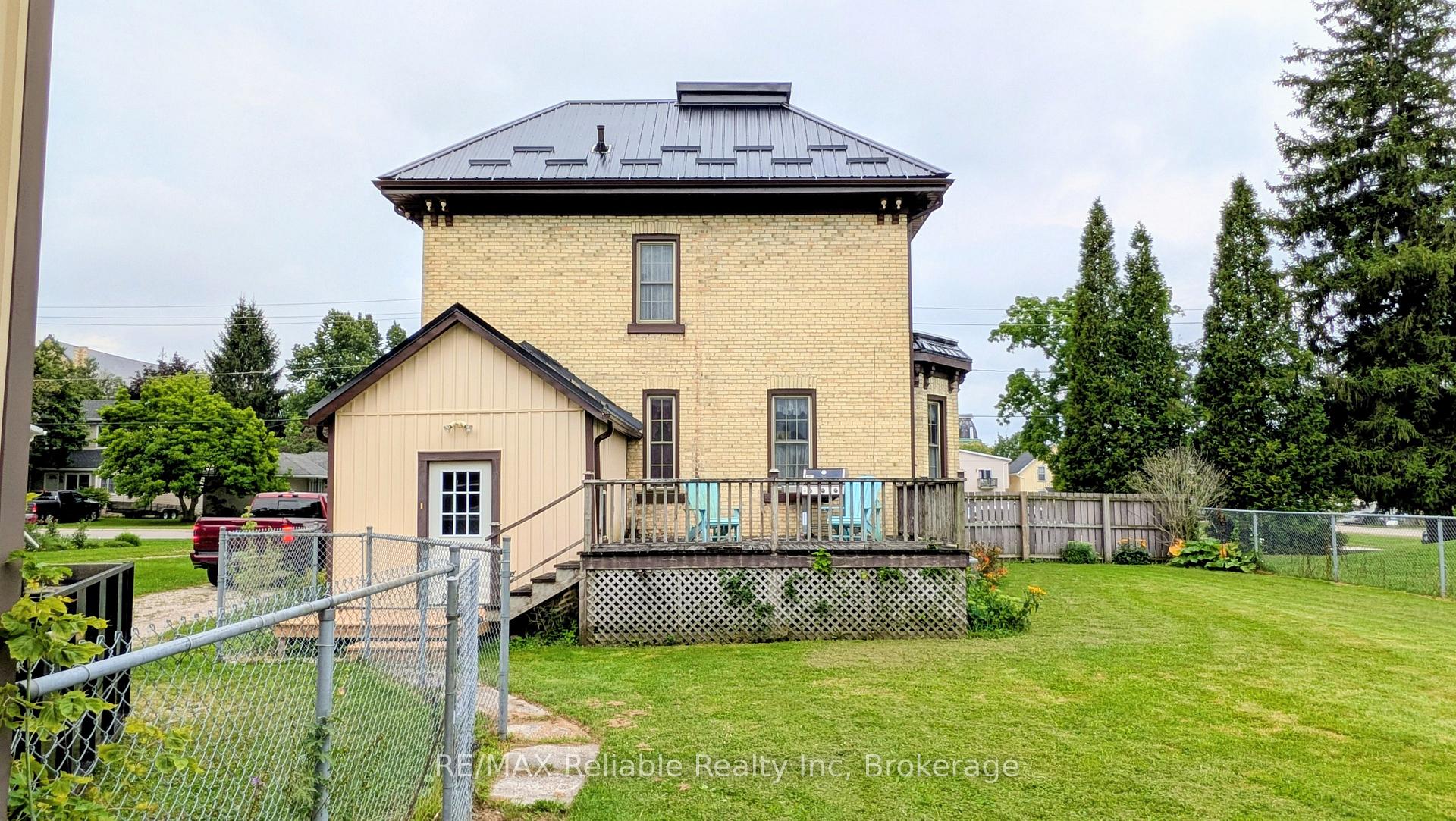 Photo 33 of 33 Princess Street E, Central Huron, Clinton — HOMEH