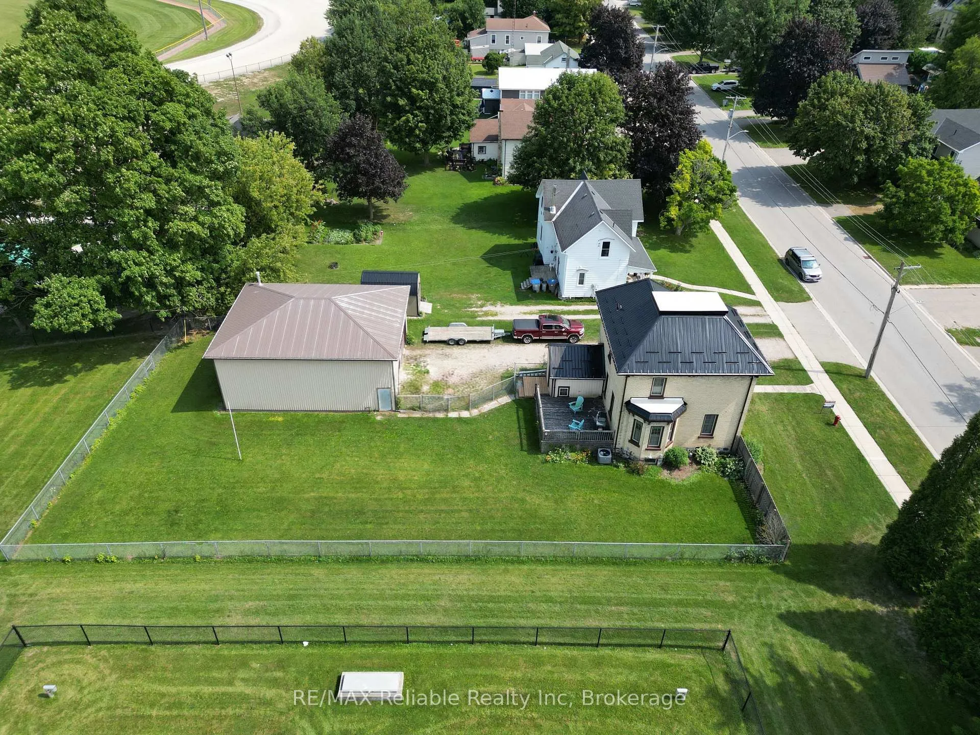 Photo 42 of 33 Princess Street E, Central Huron, Clinton — HOMEH