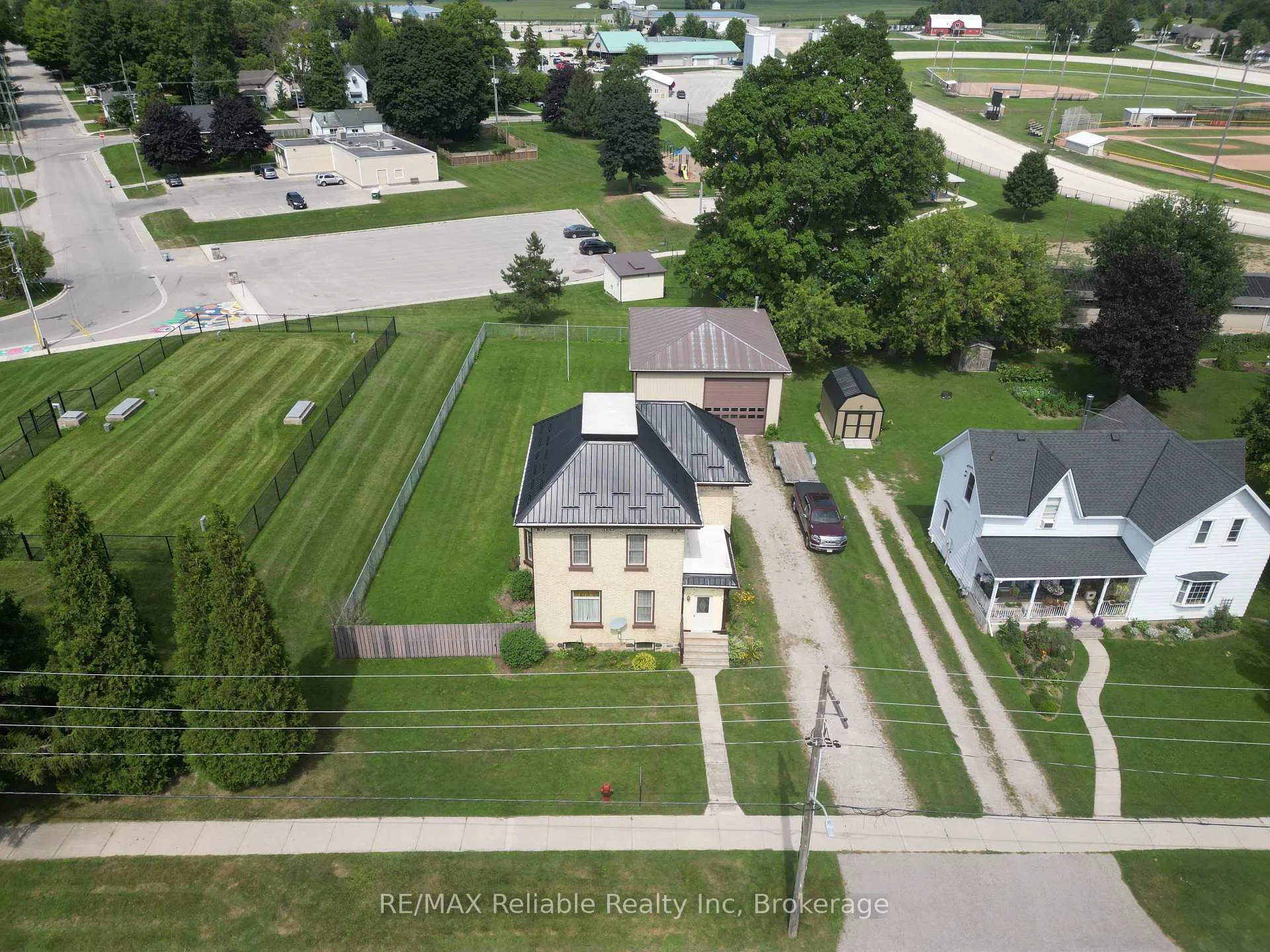 Photo 50 of 33 Princess Street E, Central Huron, Clinton — HOMEH