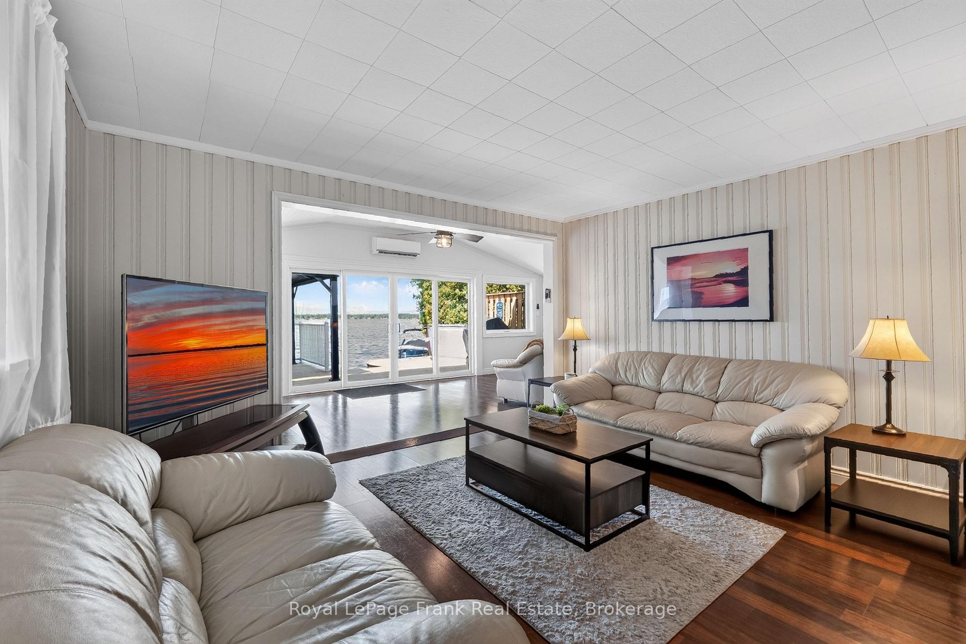 Photo 19 of 229 Snug Harbour Road, Kawartha Lakes, Fenelon — HOMEH