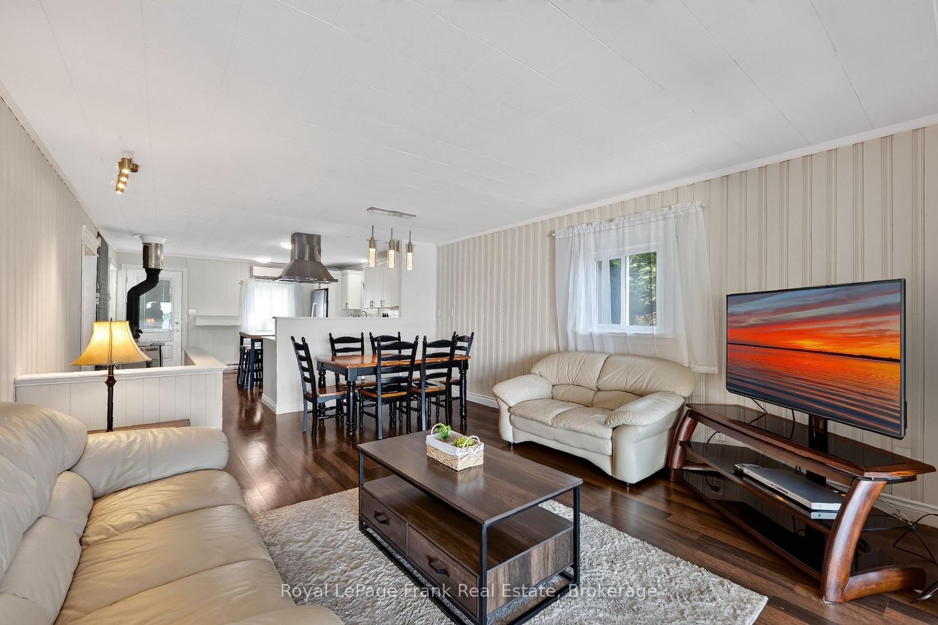 Photo 20 of 229 Snug Harbour Road, Kawartha Lakes, Fenelon — HOMEH