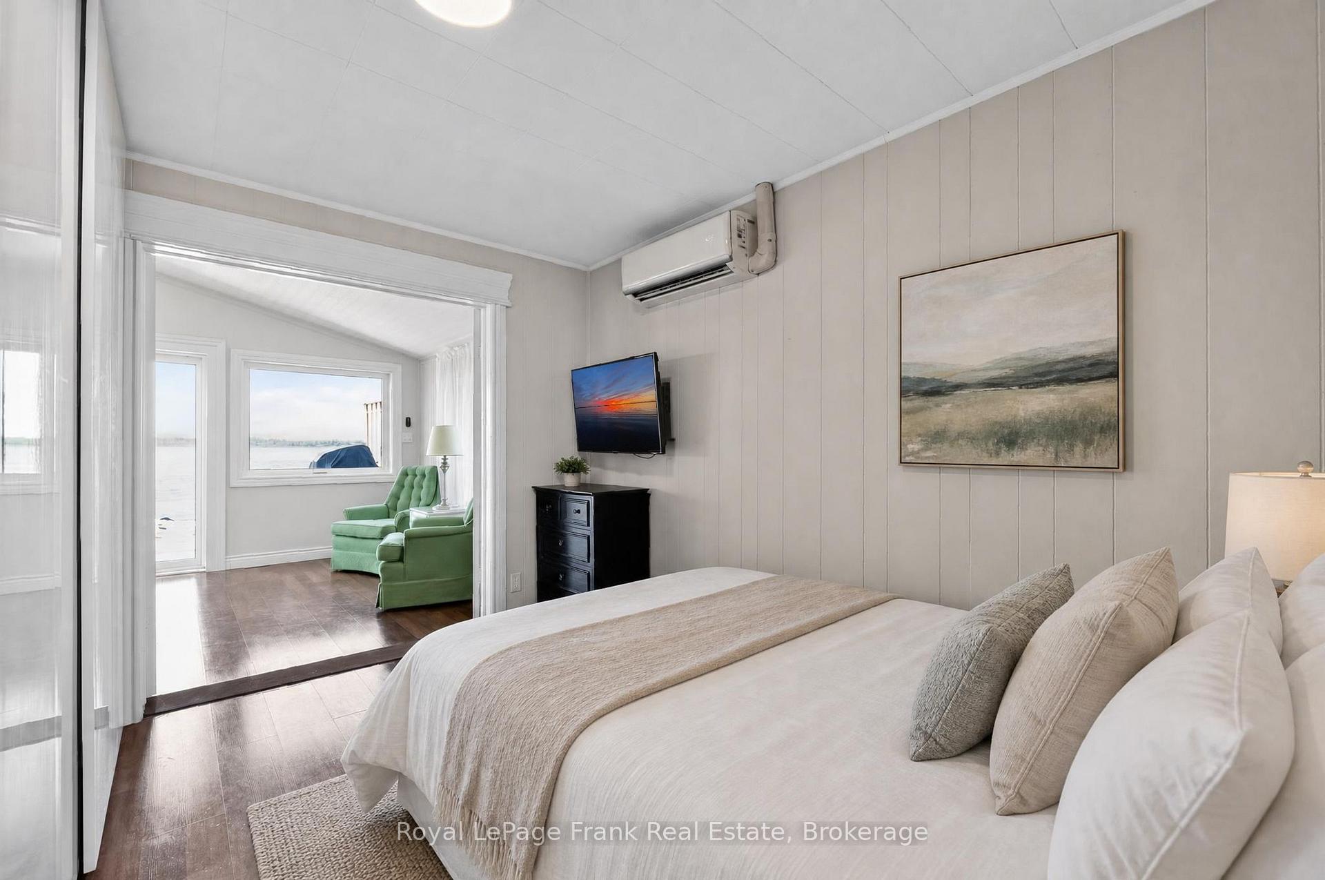 Photo 25 of 229 Snug Harbour Road, Kawartha Lakes, Fenelon — HOMEH