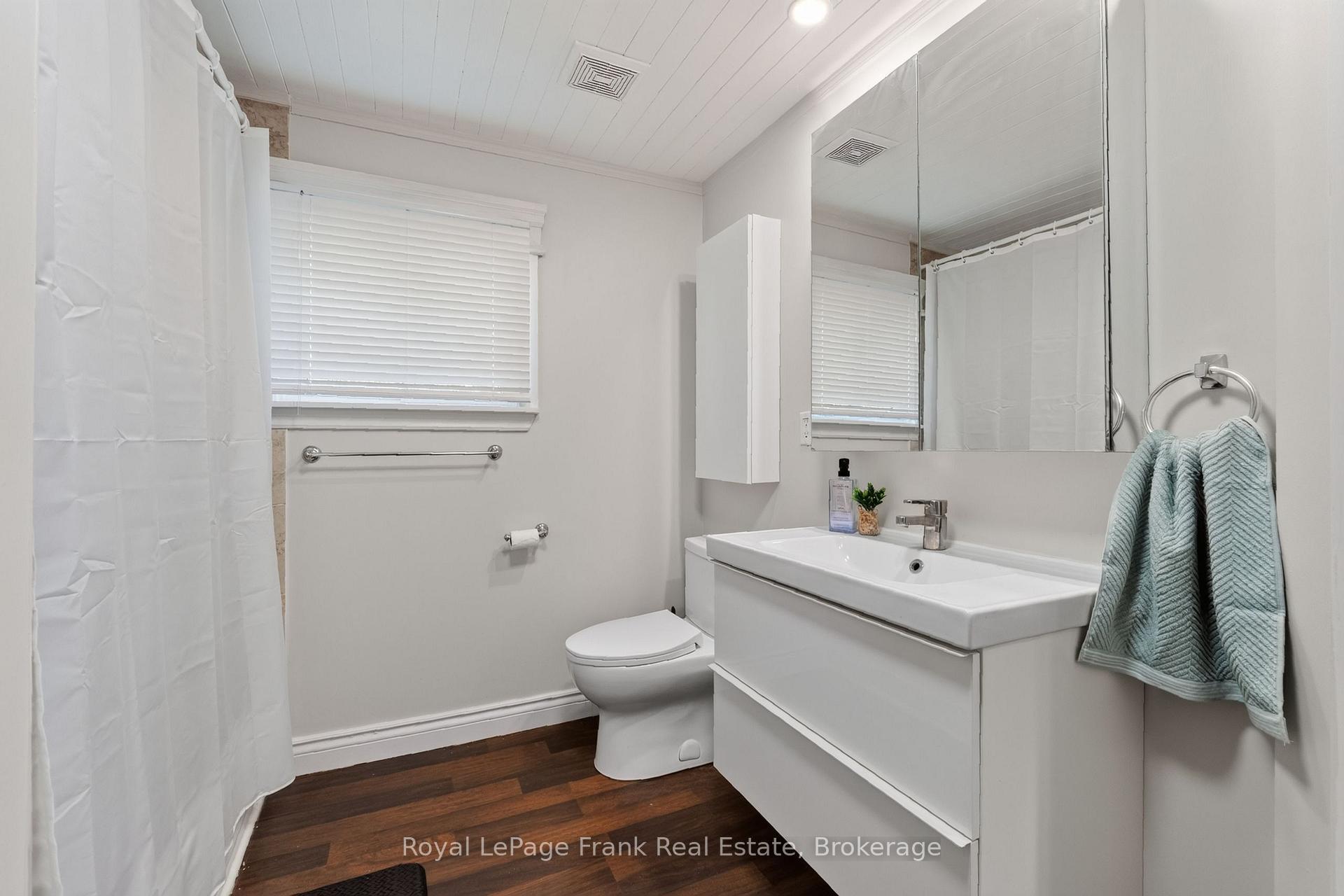 Photo 26 of 229 Snug Harbour Road, Kawartha Lakes, Fenelon — HOMEH