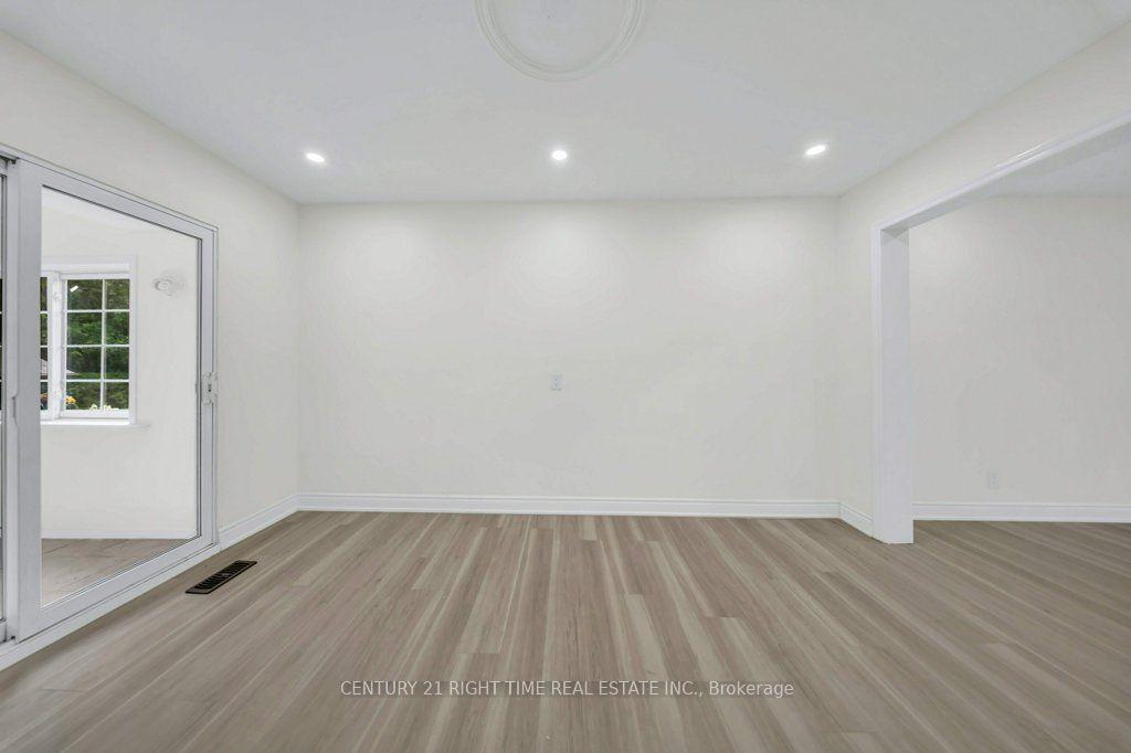 Photo 16 of 396 Hazel Street, Waterloo, Lakeshore Village — HOMEH