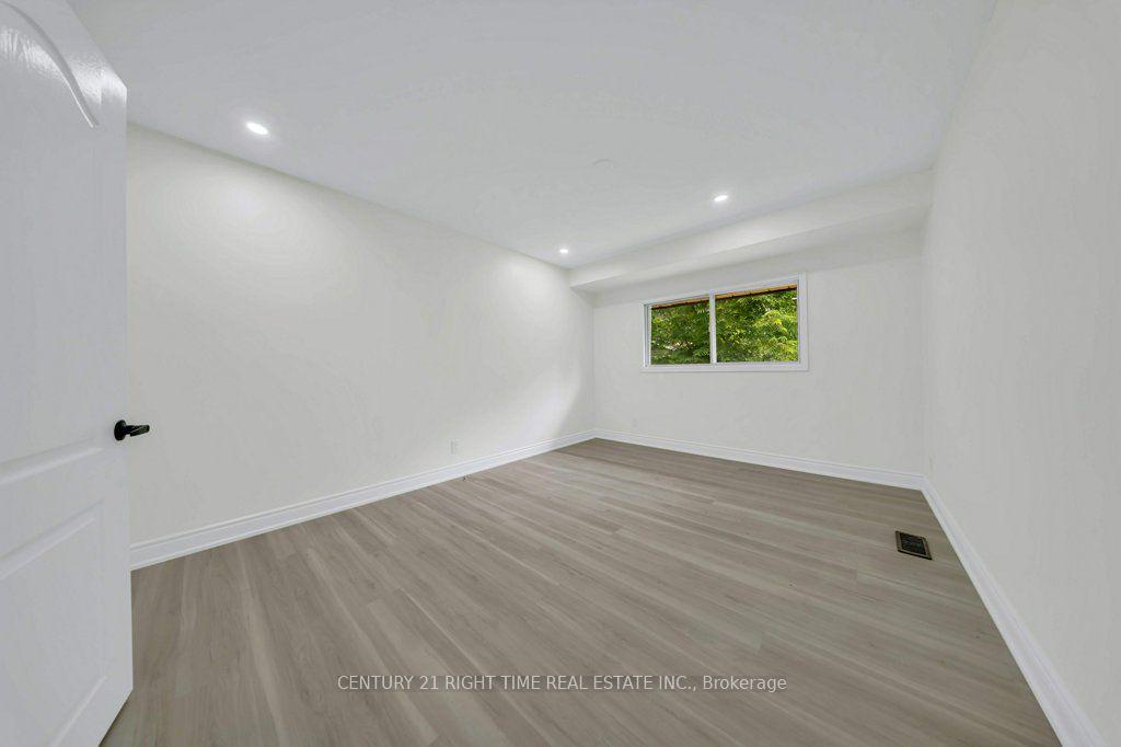 Photo 18 of 396 Hazel Street, Waterloo, Lakeshore Village — HOMEH