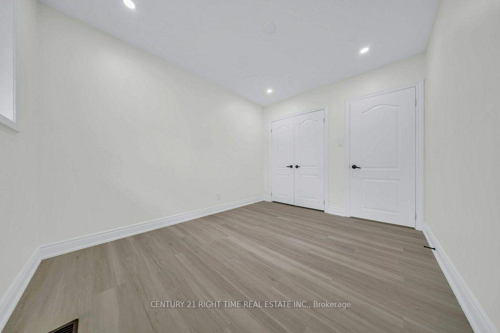 Photo 22 of 396 Hazel Street, Waterloo, Lakeshore Village — HOMEH